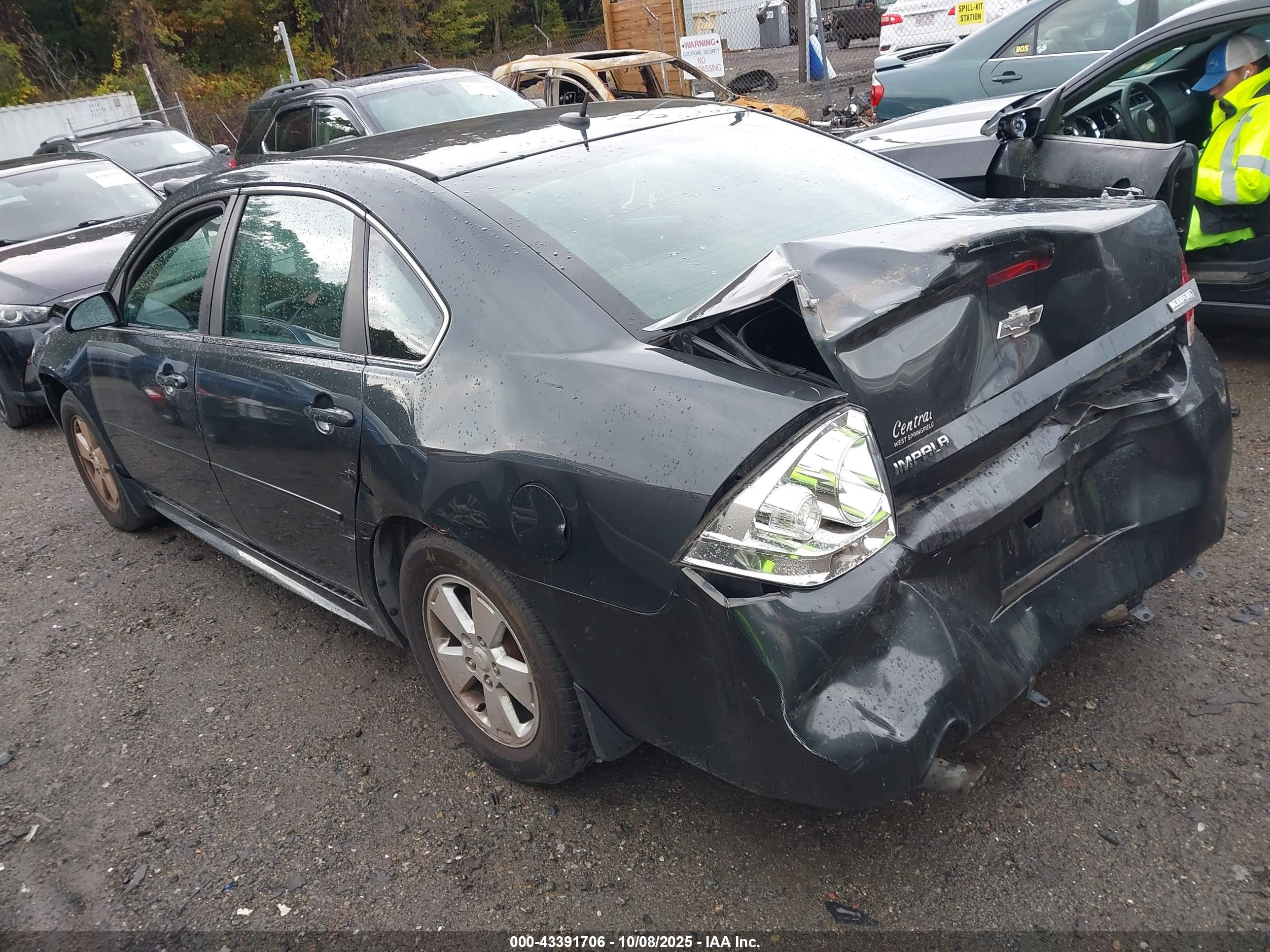 CHEVROLET IMPALA image 3