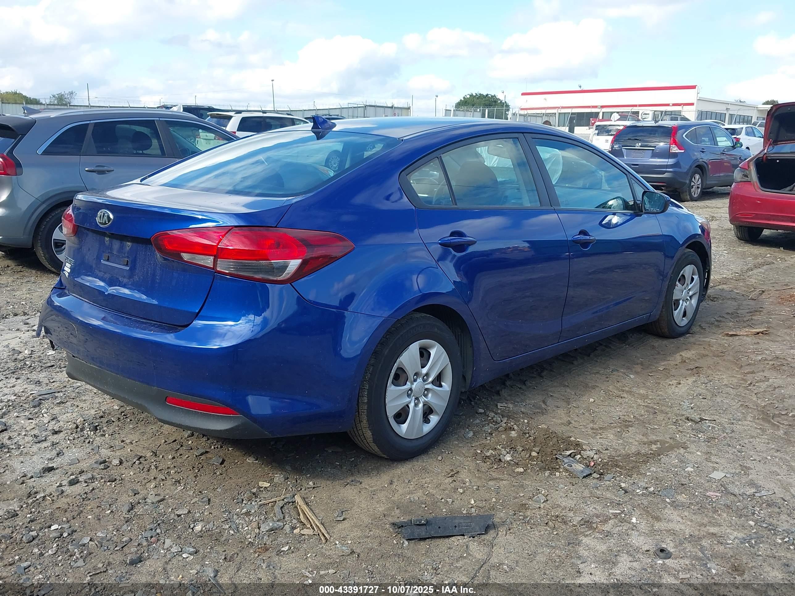 KIA FORTE image 4