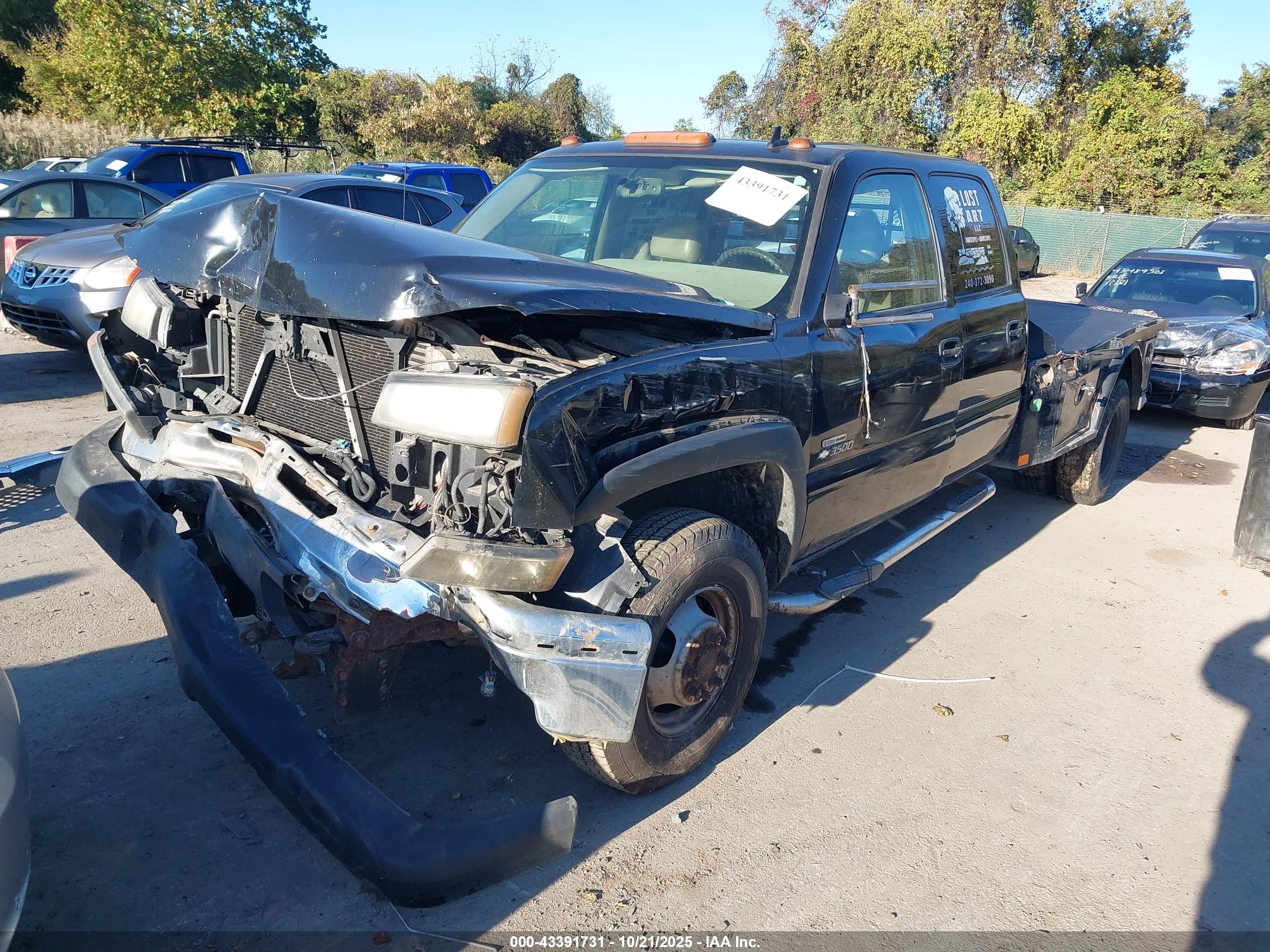 CHEVROLET SILVERADO image 2