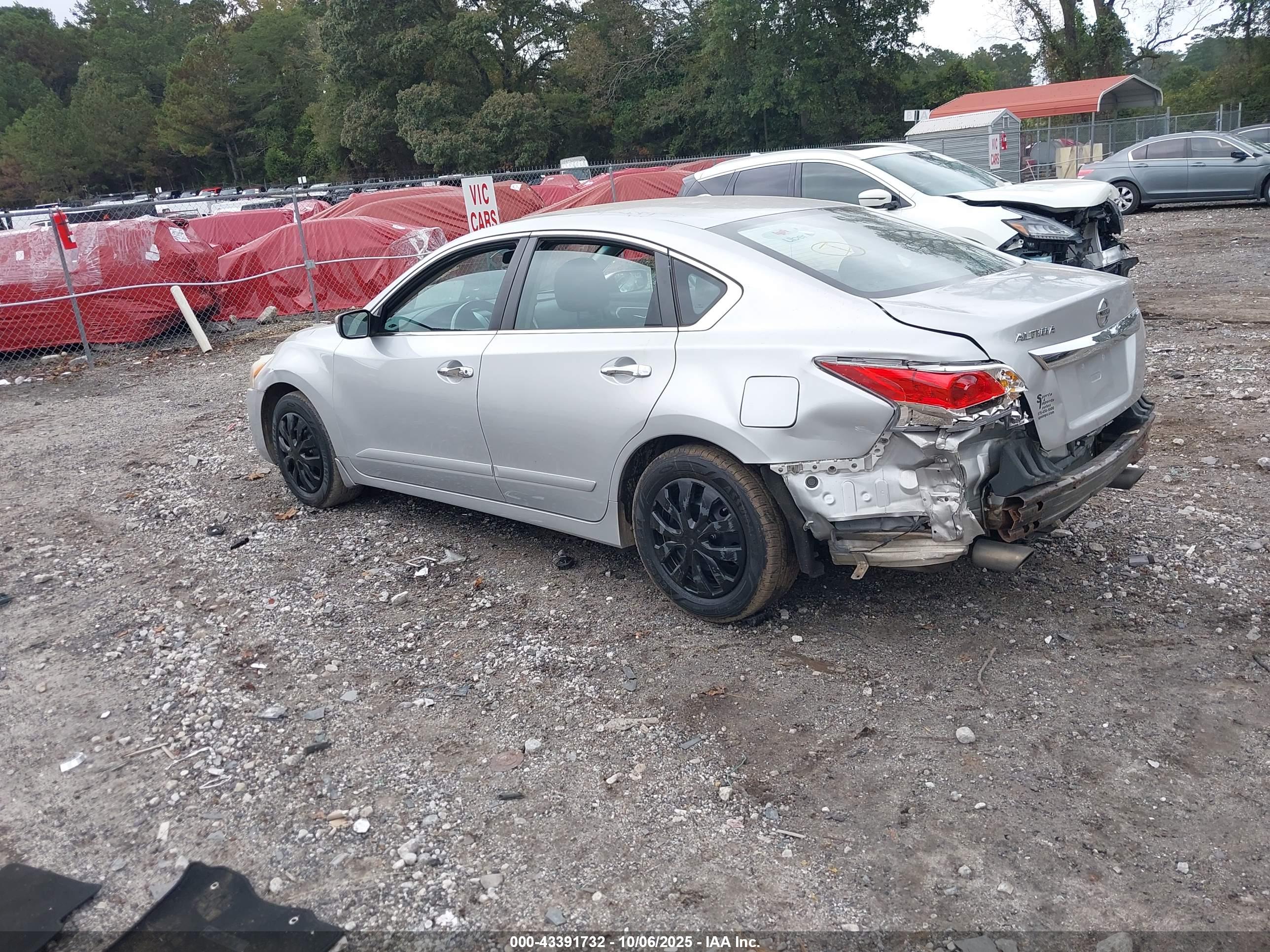 NISSAN ALTIMA image 3