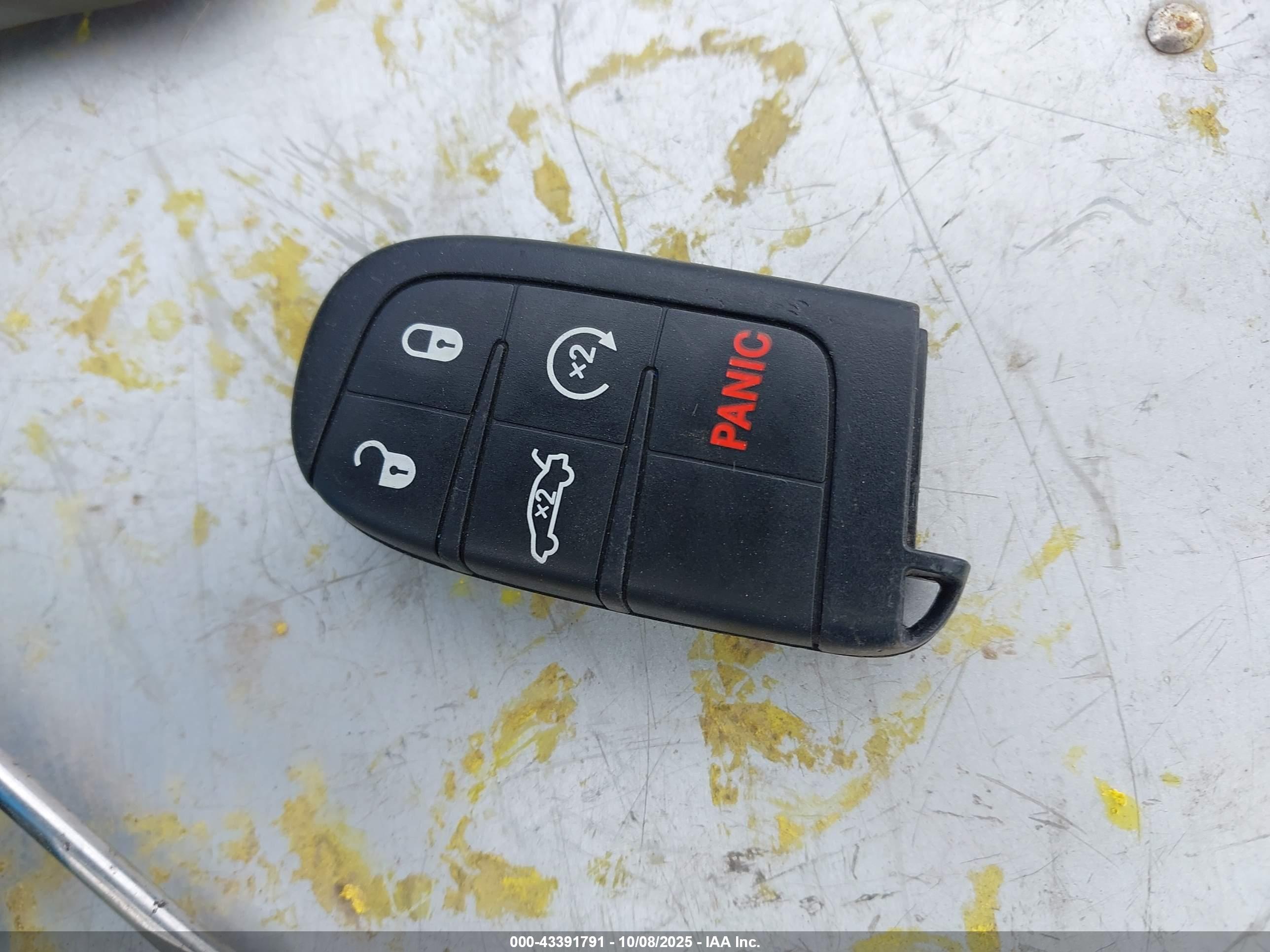 DODGE CHALLENGER image 11