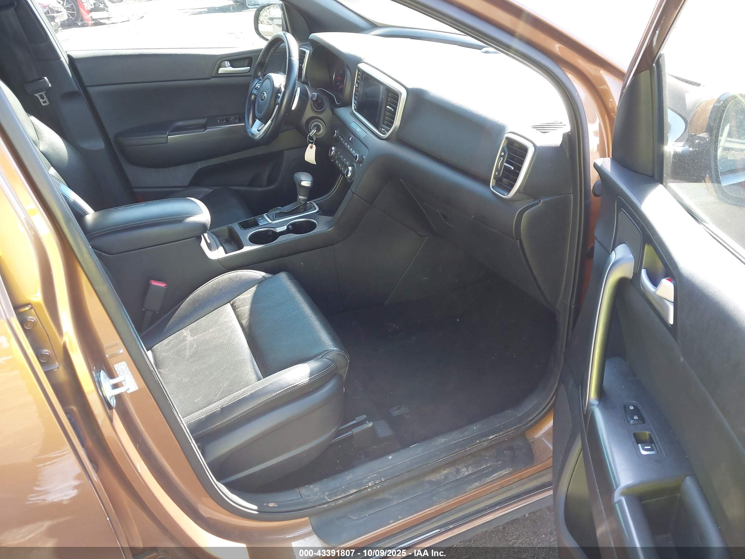 KIA SPORTAGE image 5