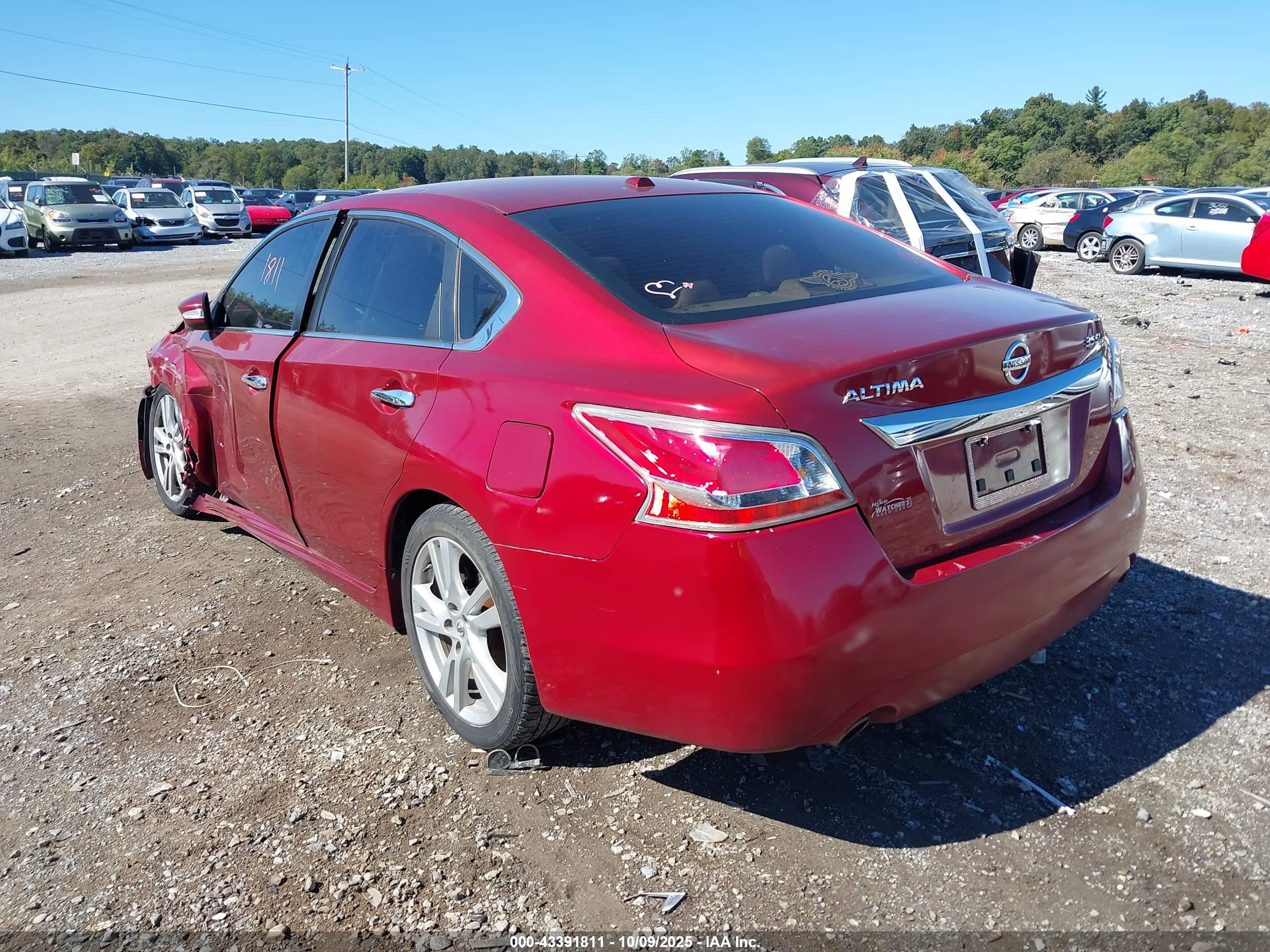 NISSAN ALTIMA image 3