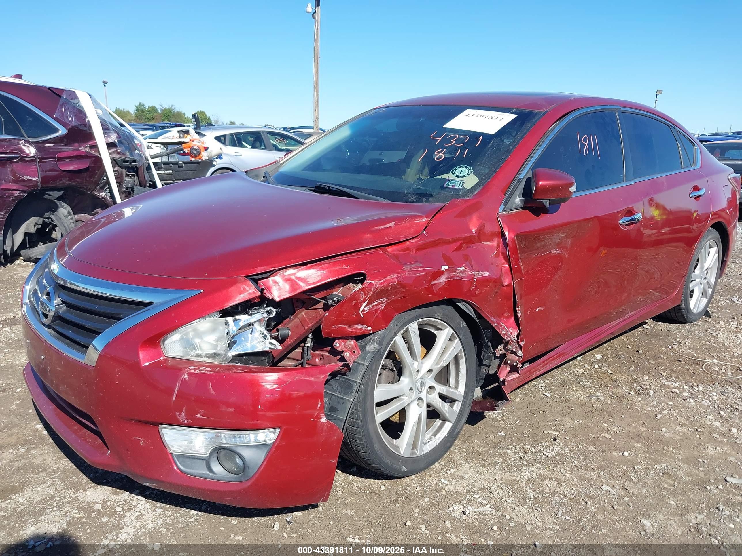 NISSAN ALTIMA image 6