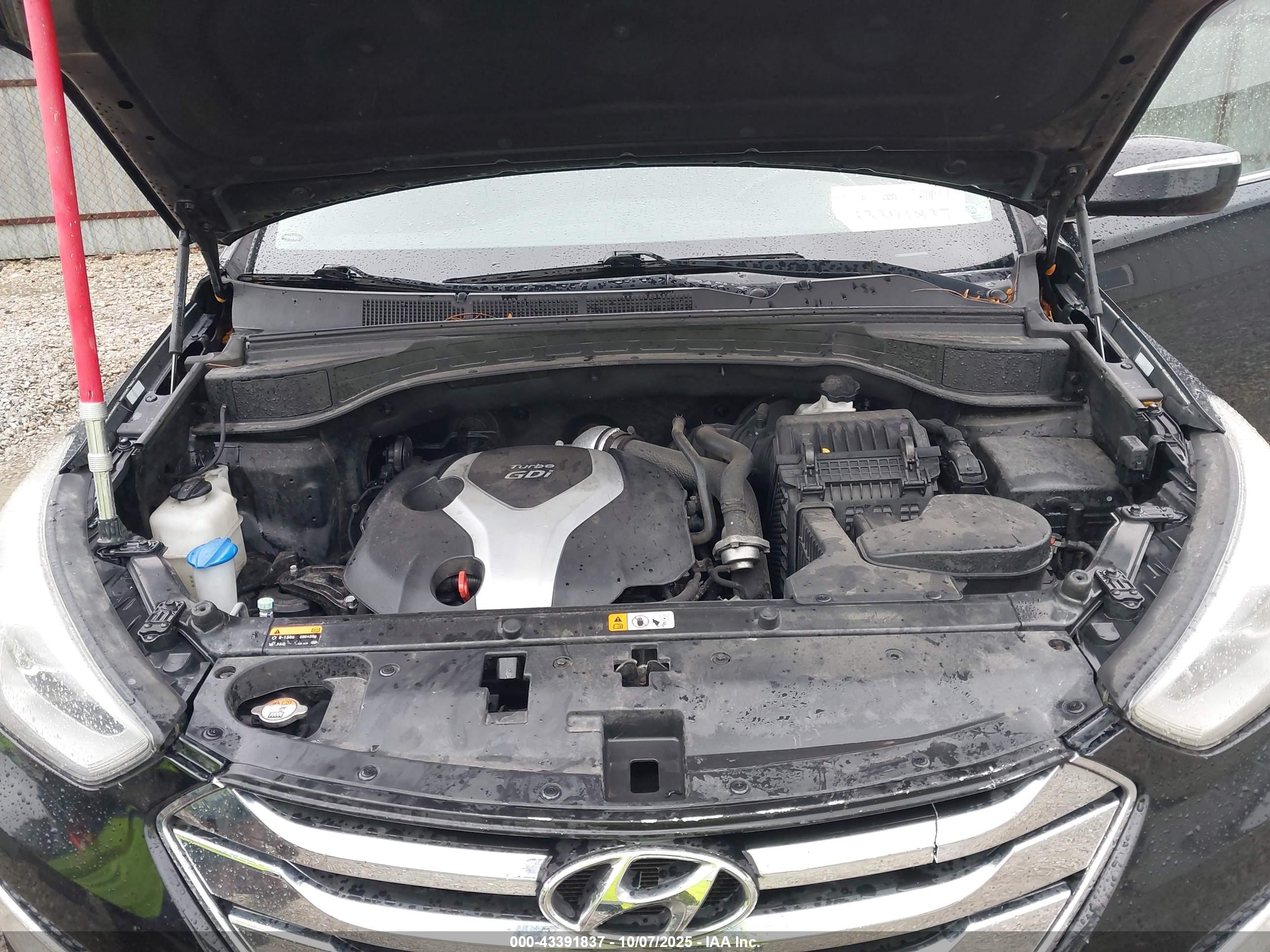 HYUNDAI SANTA image 10