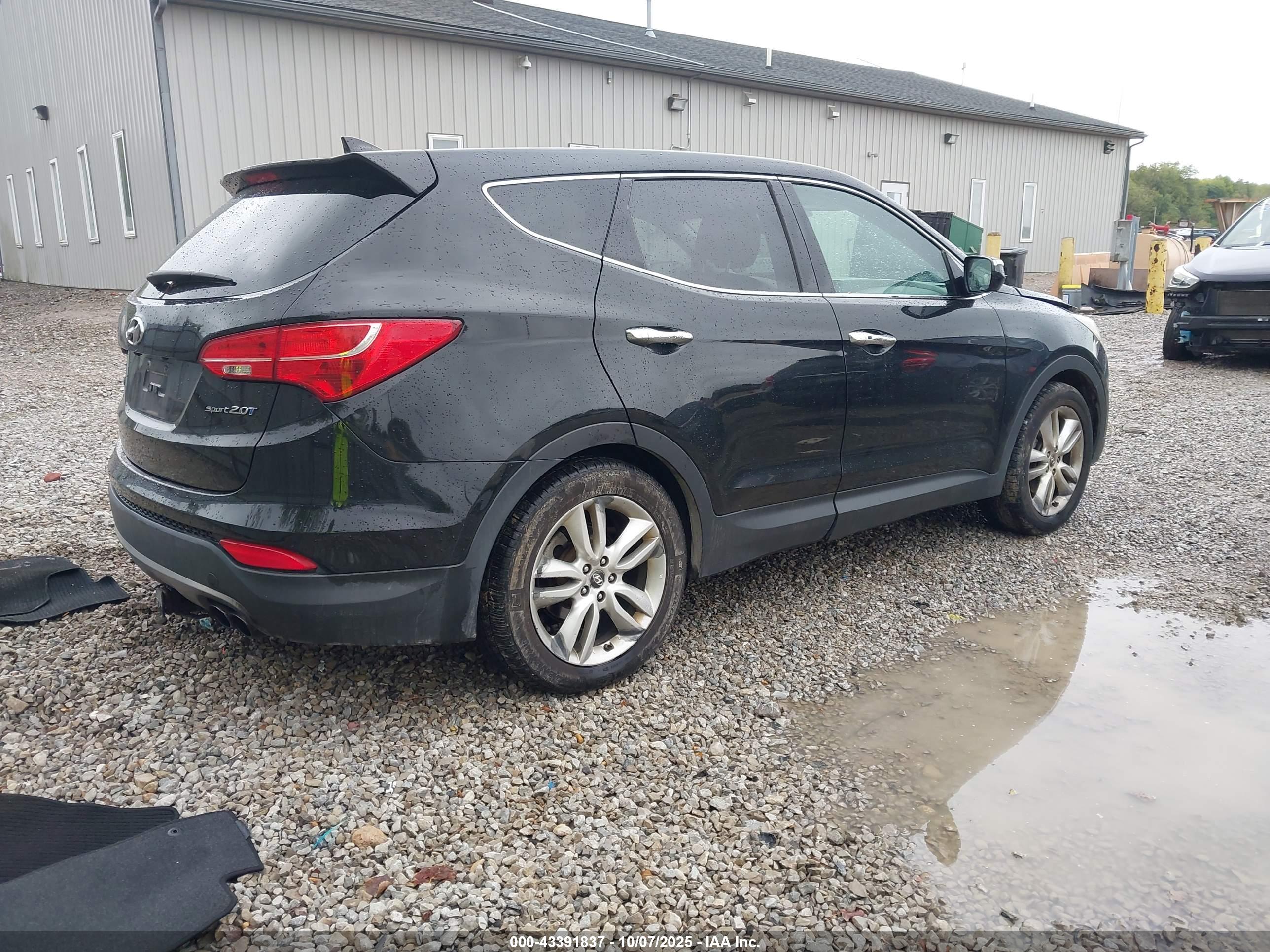 HYUNDAI SANTA image 4