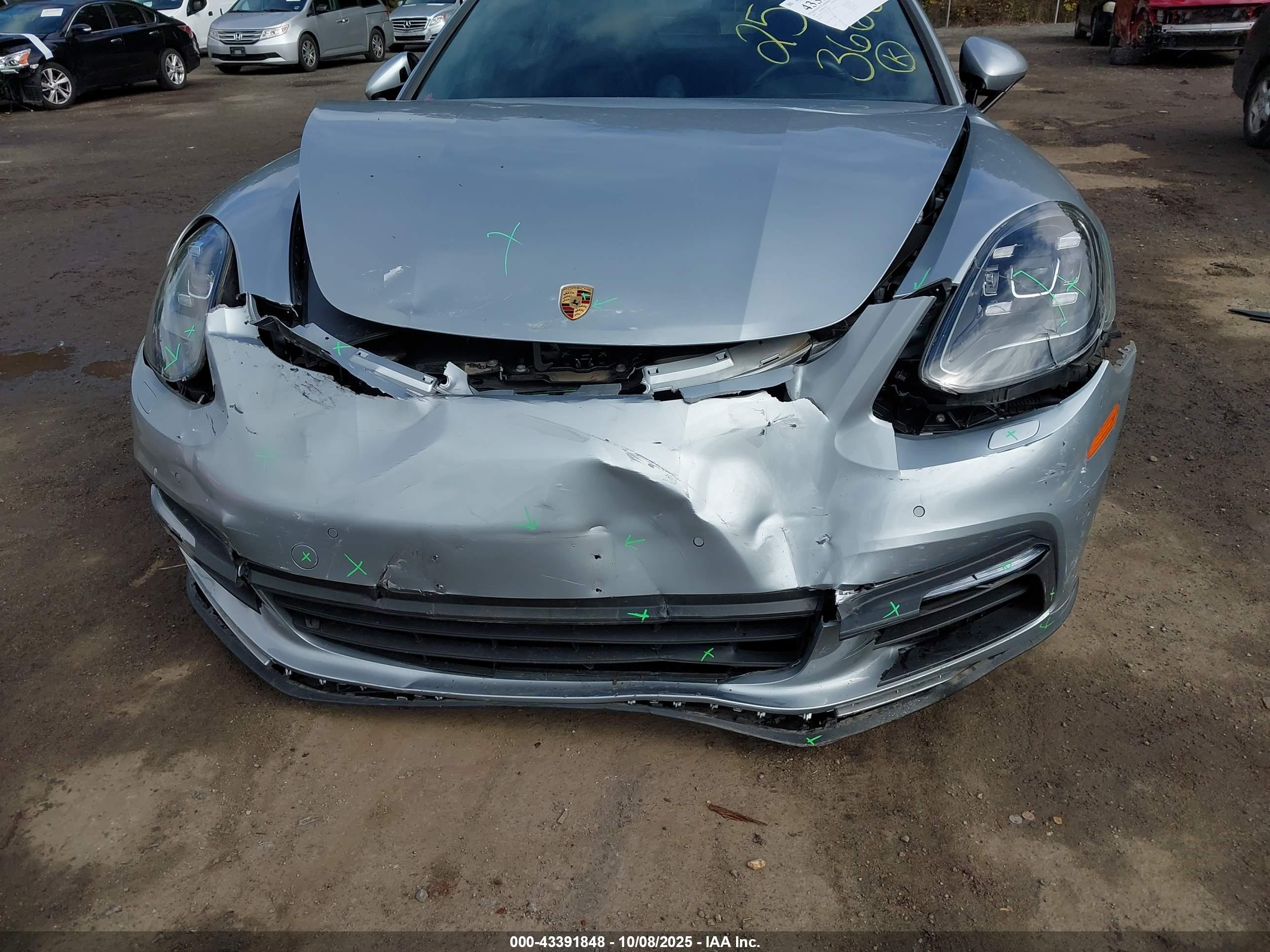 PORSCHE PANAMERA image 6