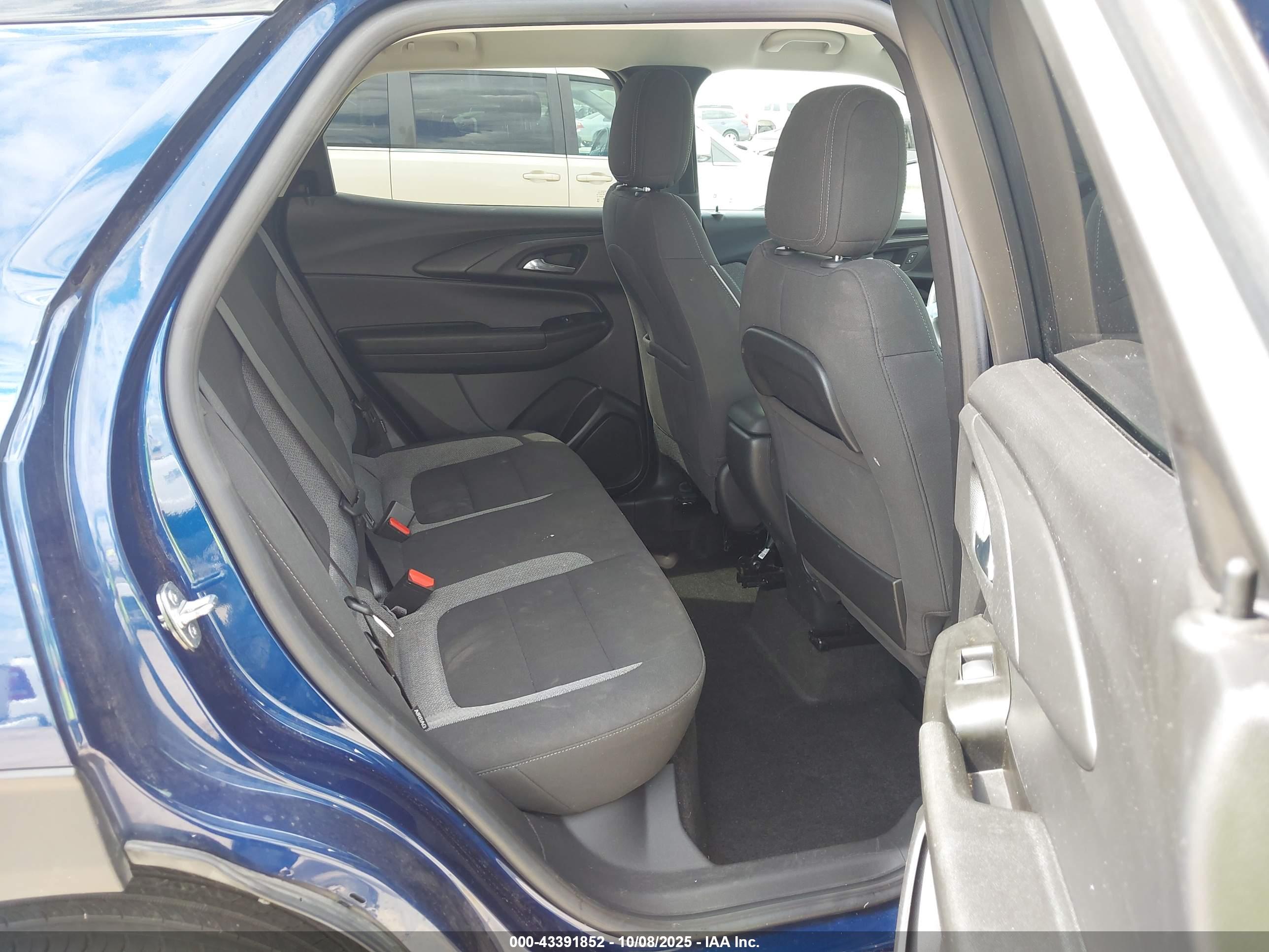 CHEVROLET TRAILBLAZER image 8