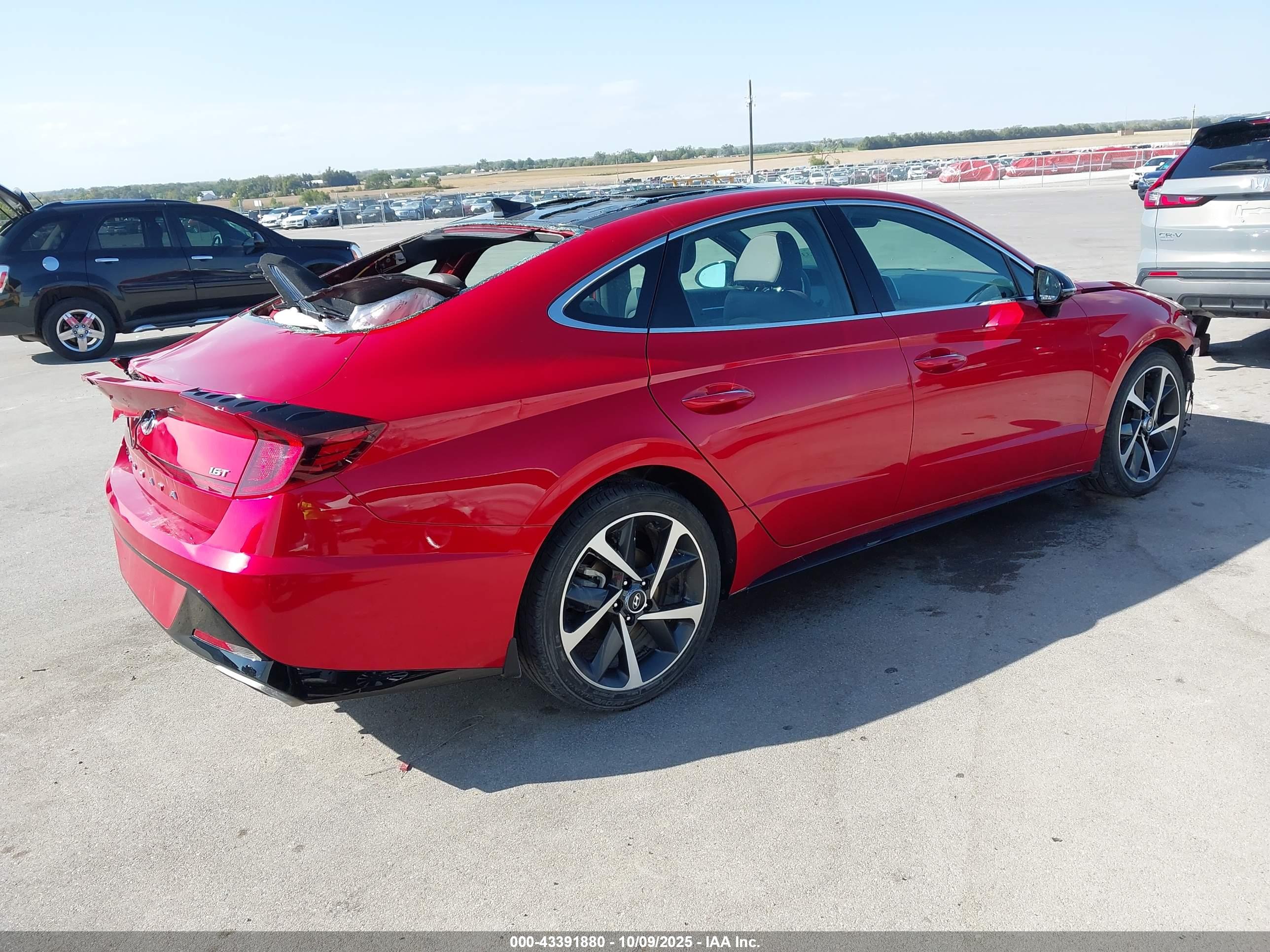 HYUNDAI SONATA image 4
