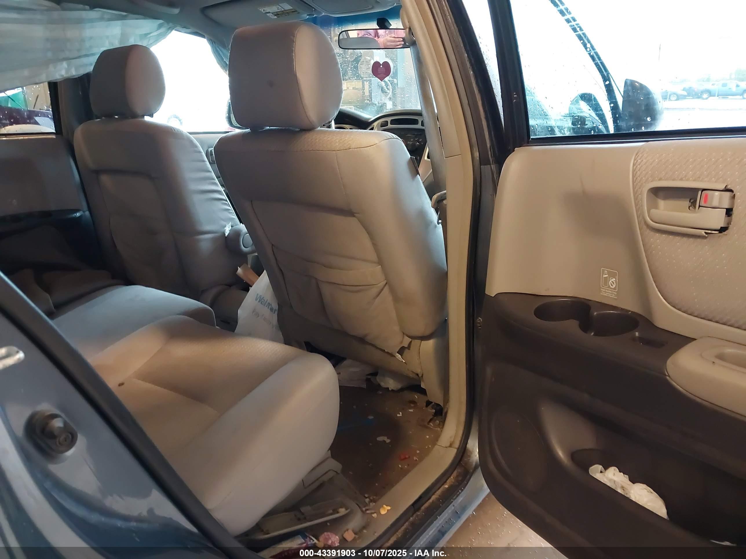 TOYOTA HIGHLANDER image 8