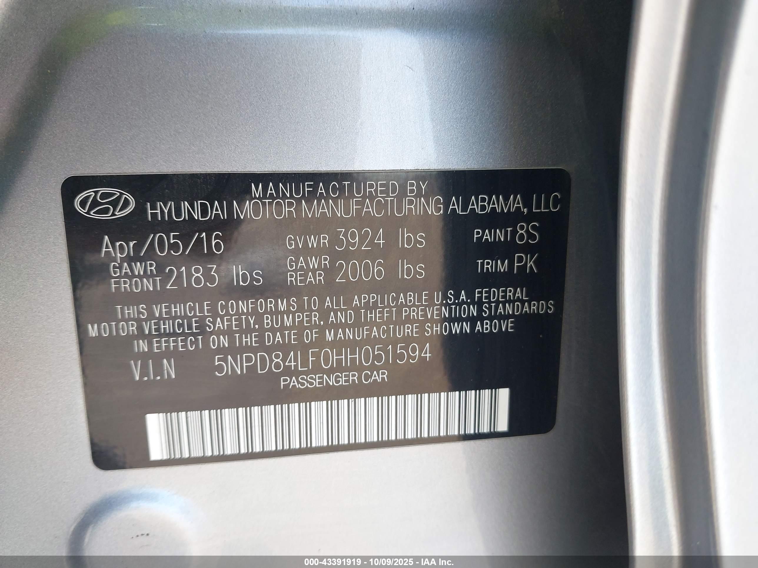 HYUNDAI ELANTRA image 9