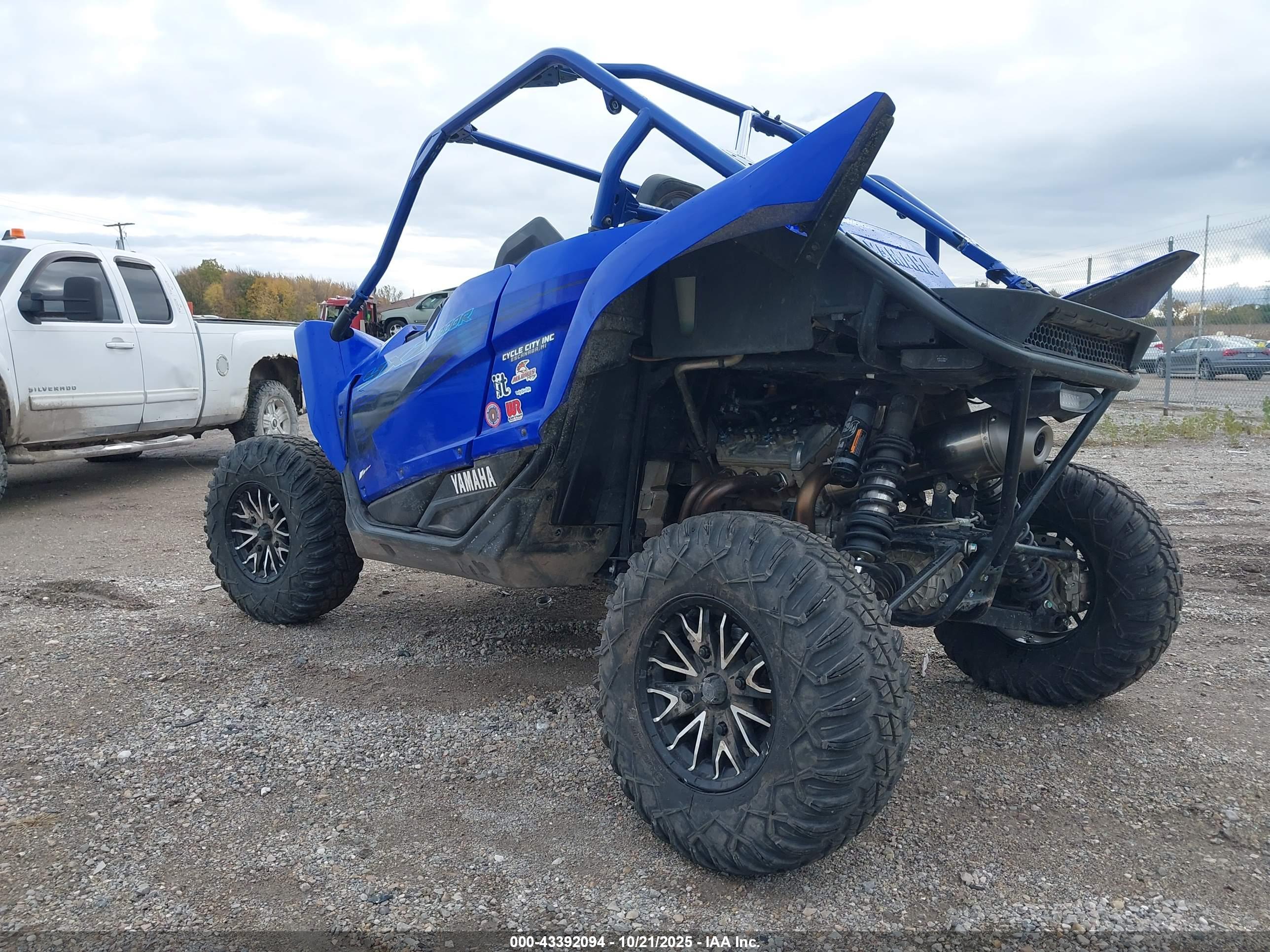 YAMAHA YXZ1000 image 3