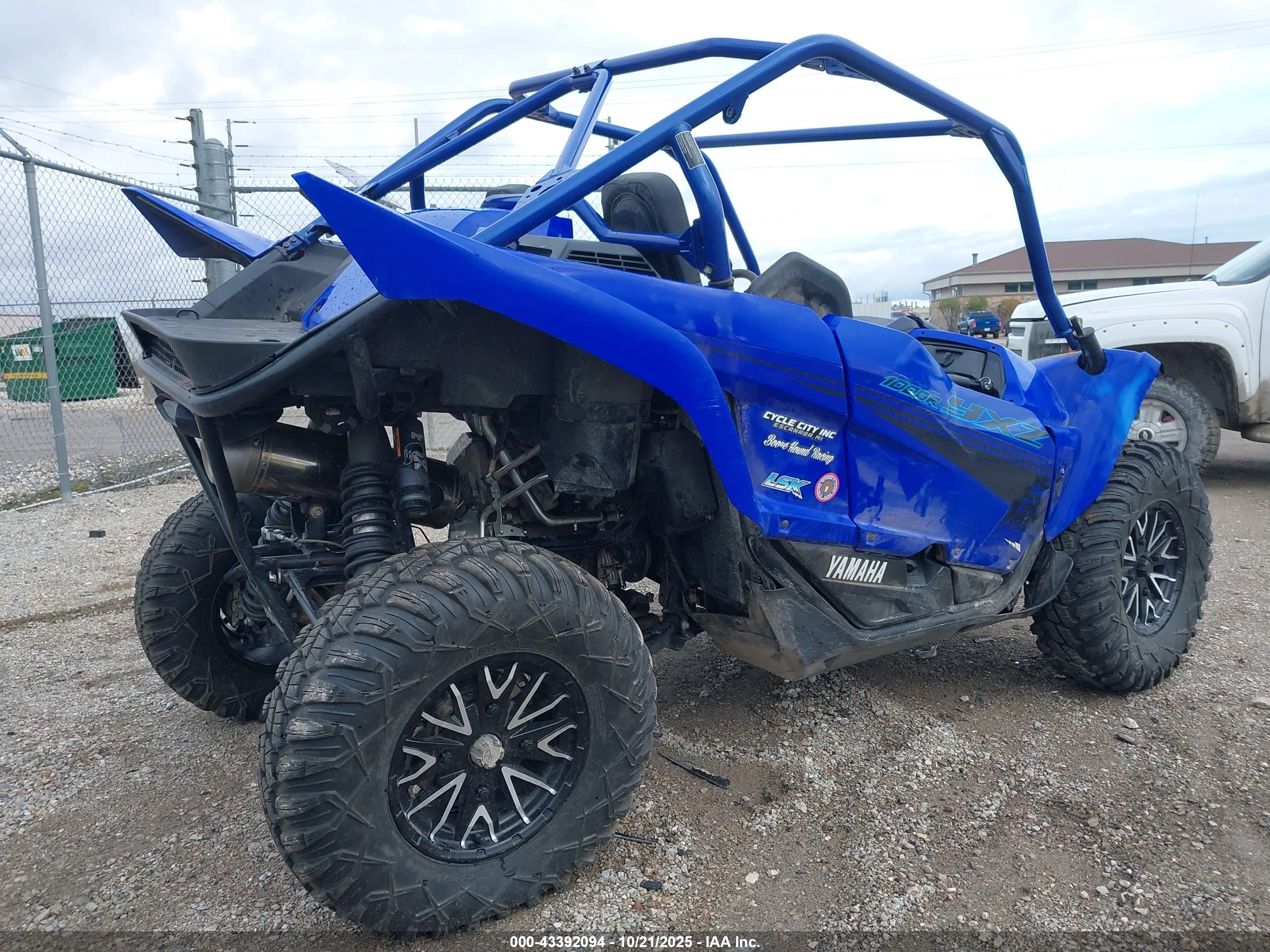 YAMAHA YXZ1000 image 4