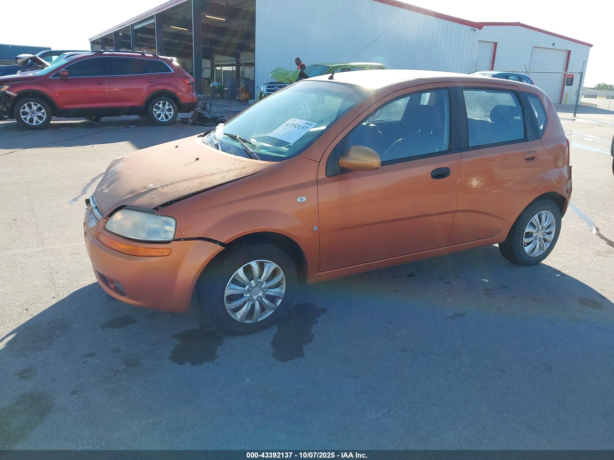 CHEVROLET AVEO image 2