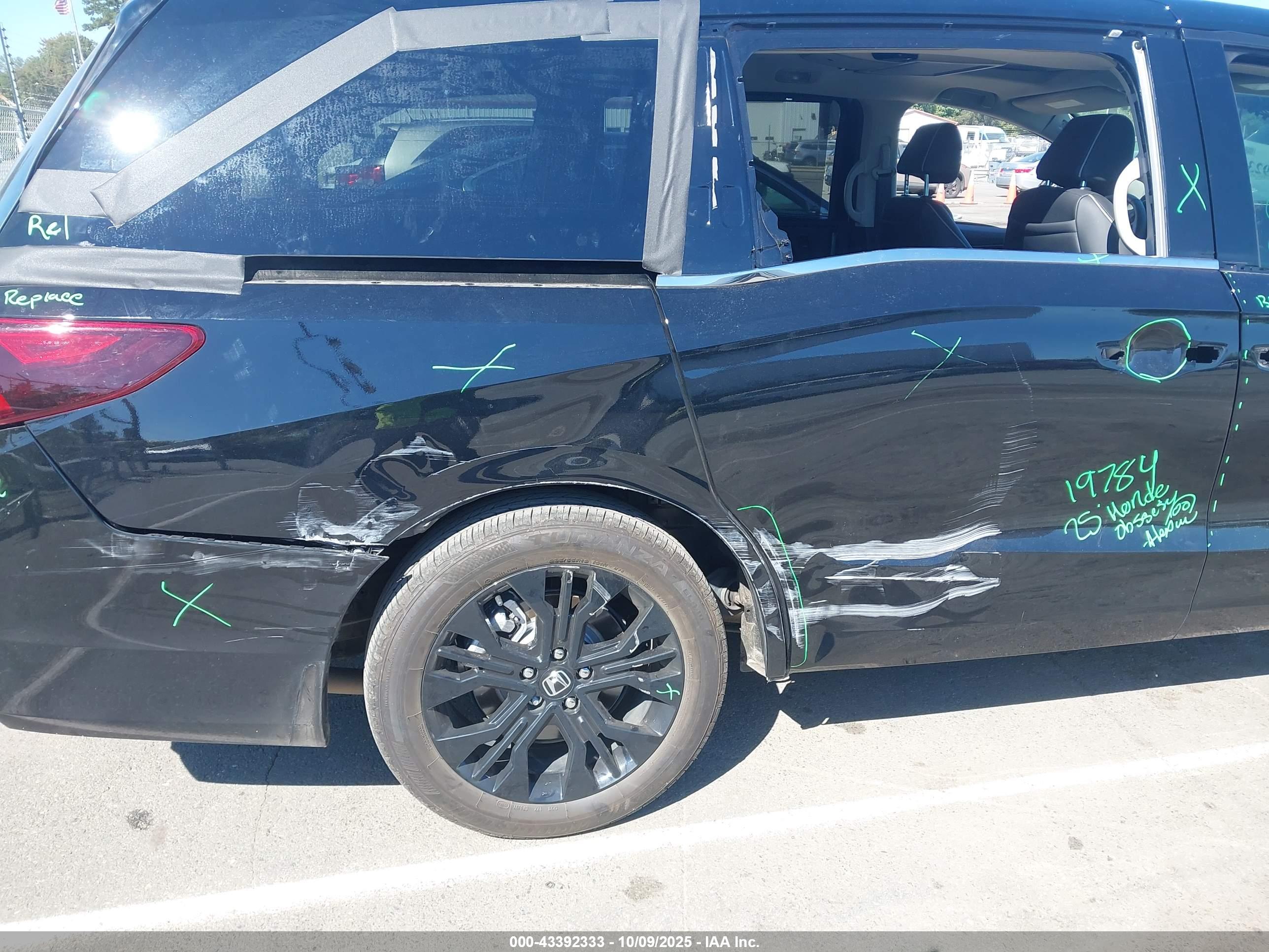 HONDA ODYSSEY image 6