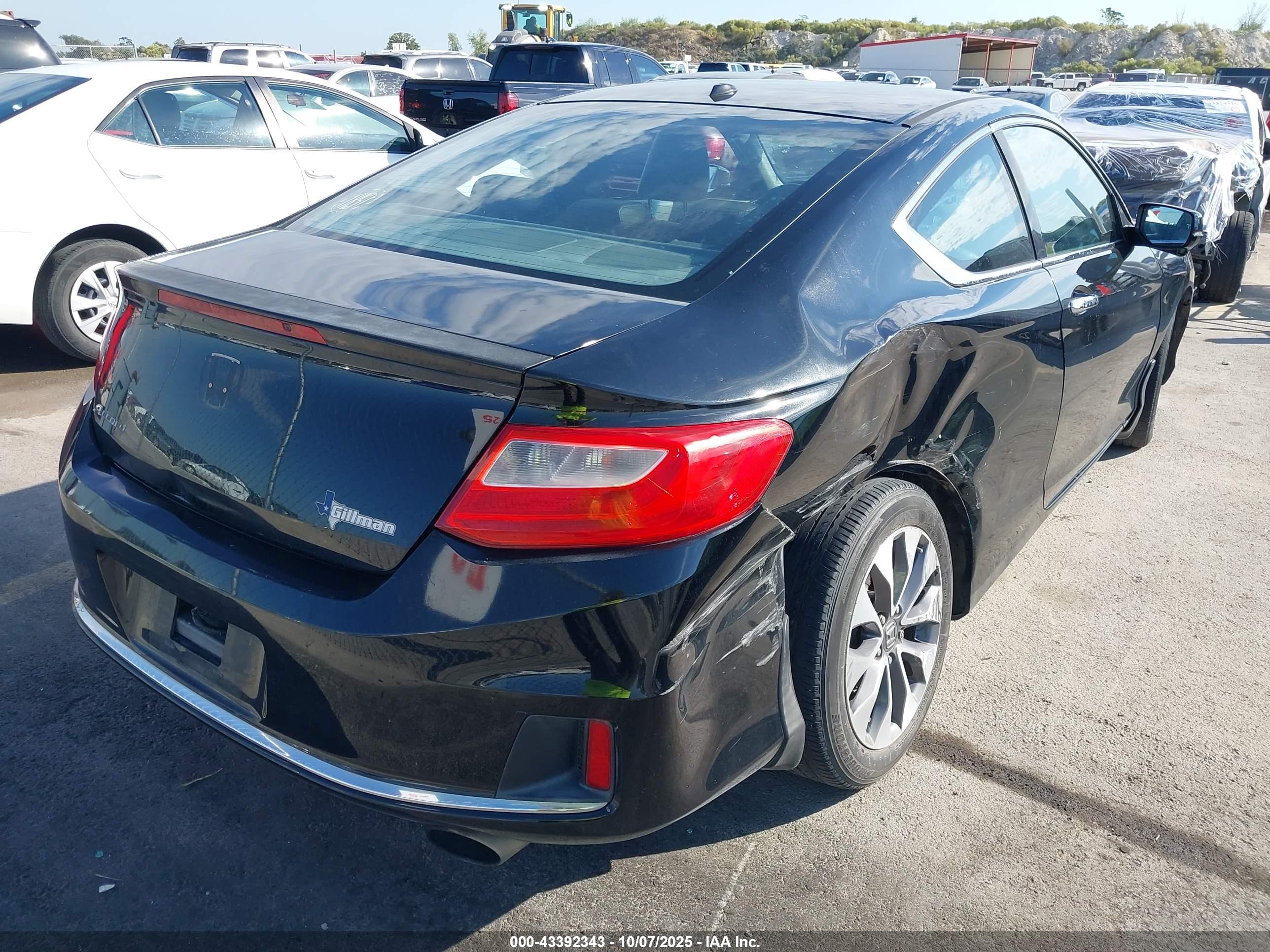 HONDA ACCORD image 4