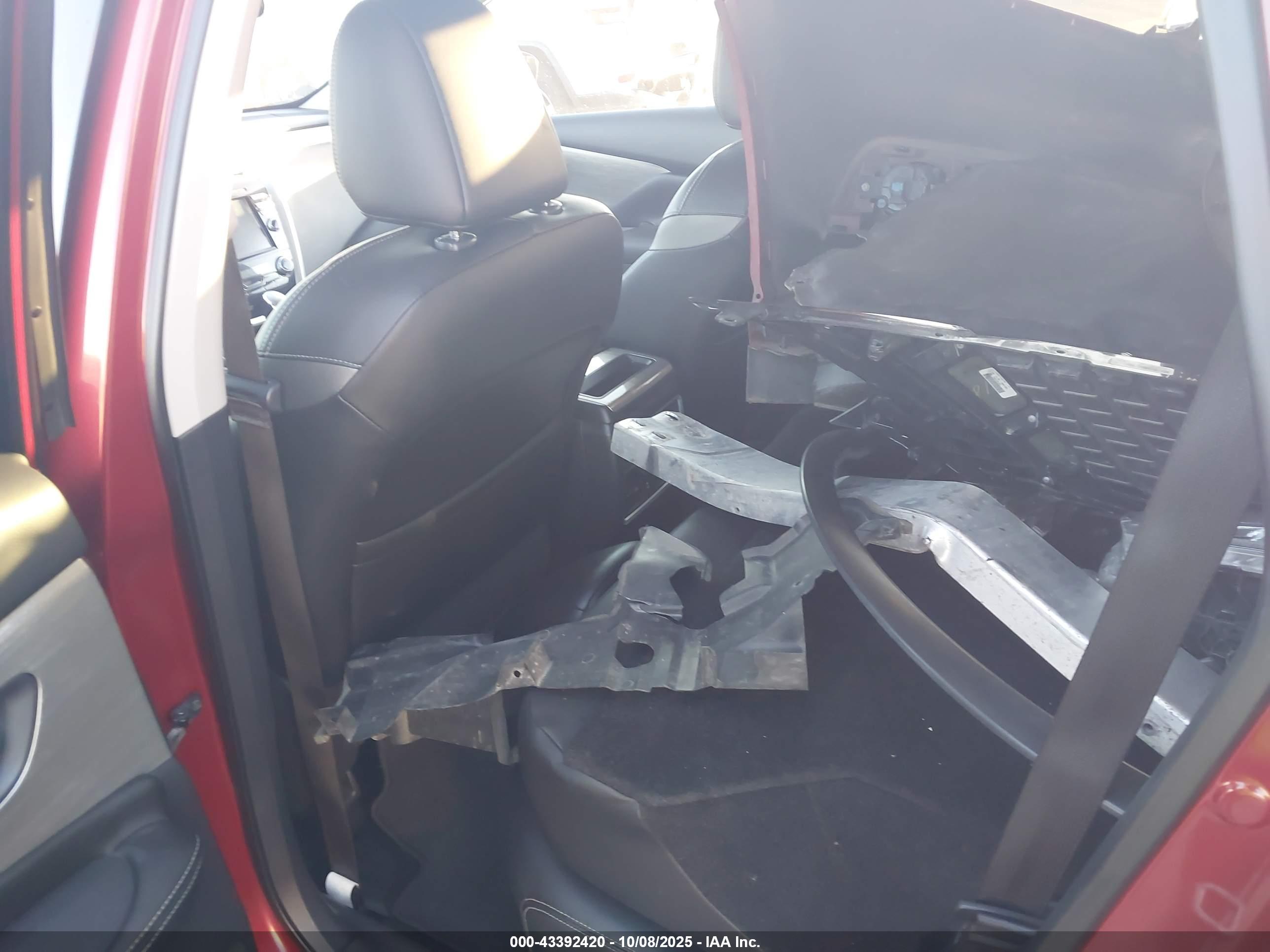 NISSAN MURANO image 8