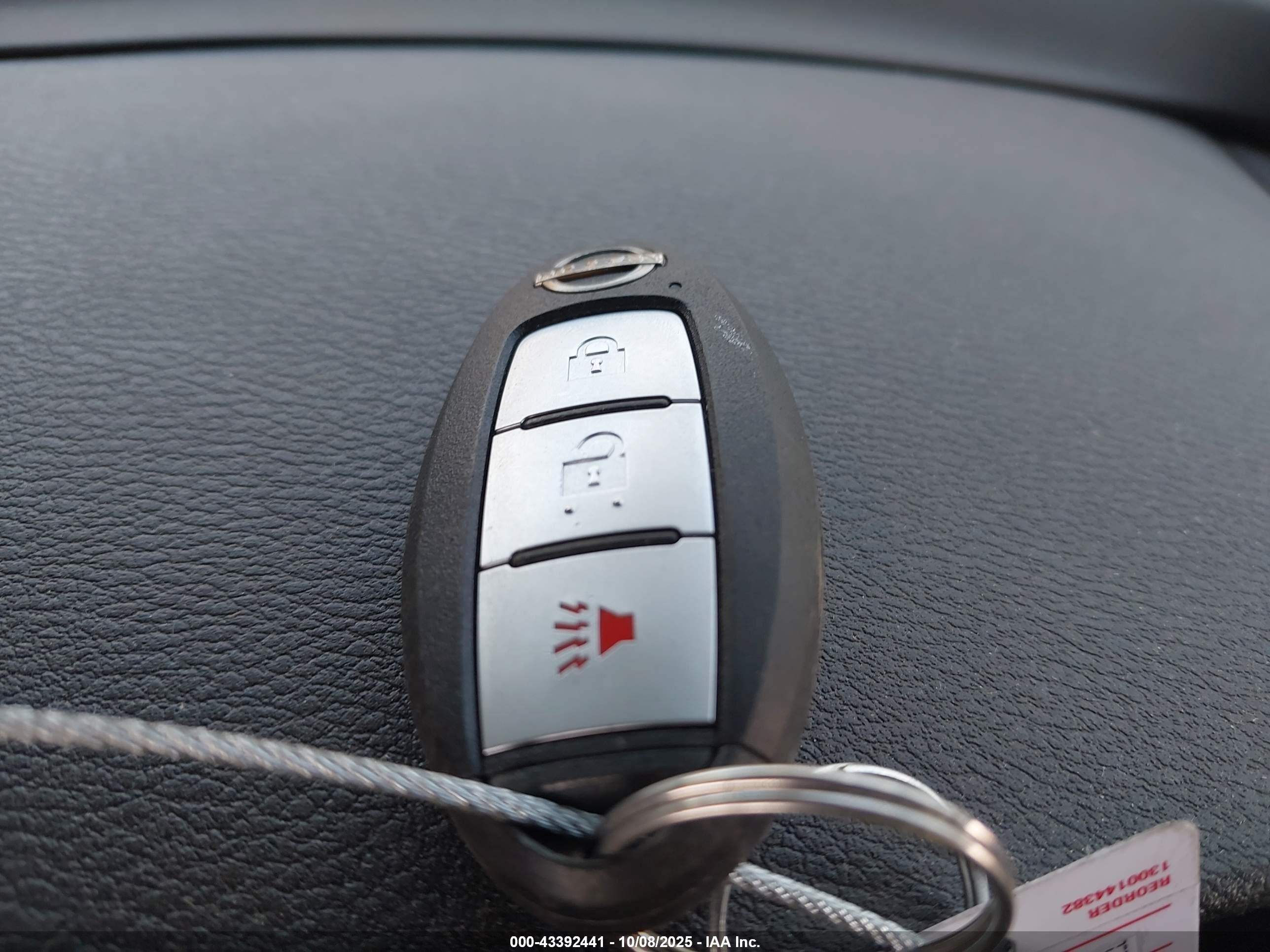 NISSAN FRONTIER image 11