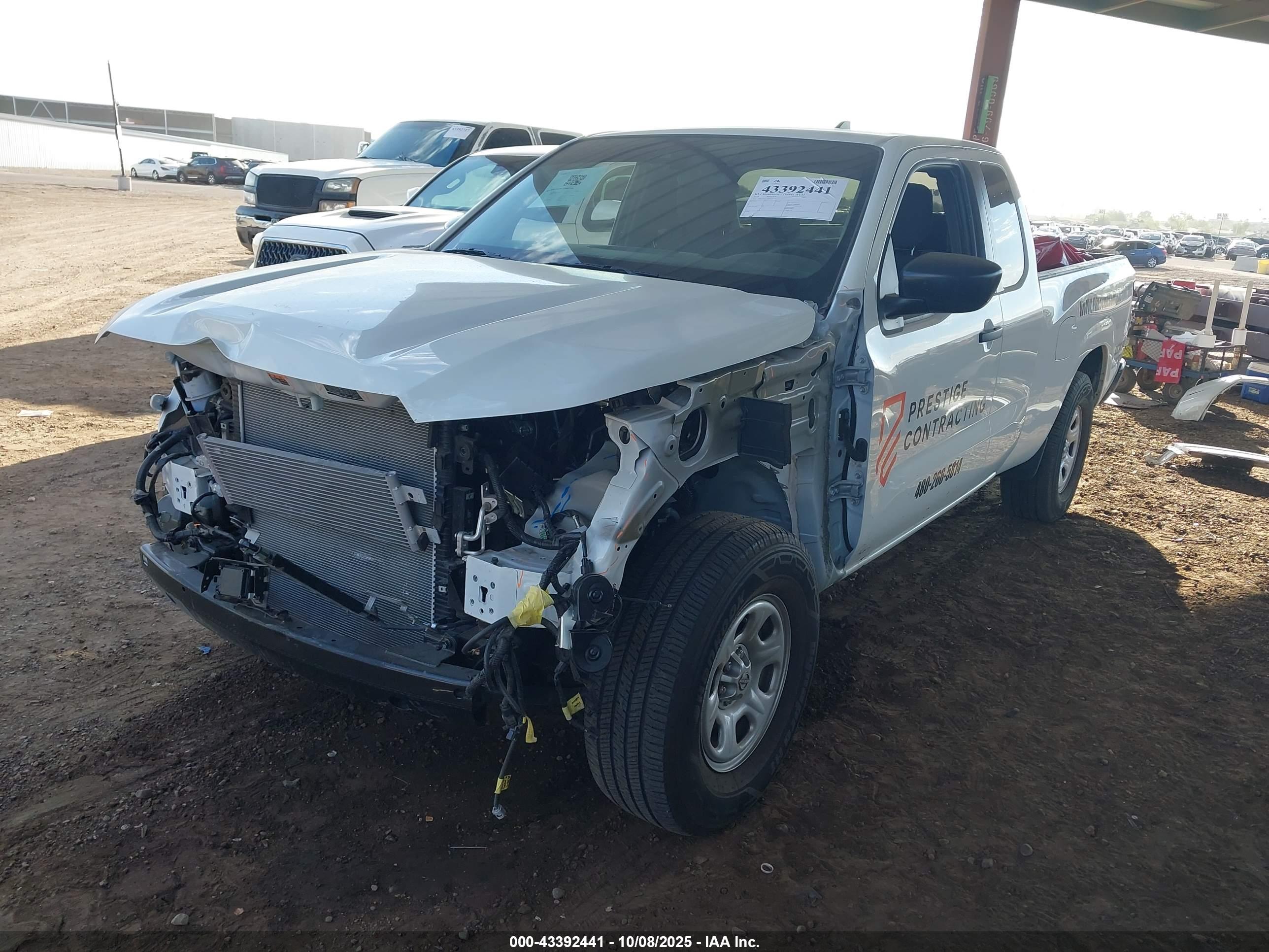 NISSAN FRONTIER image 2