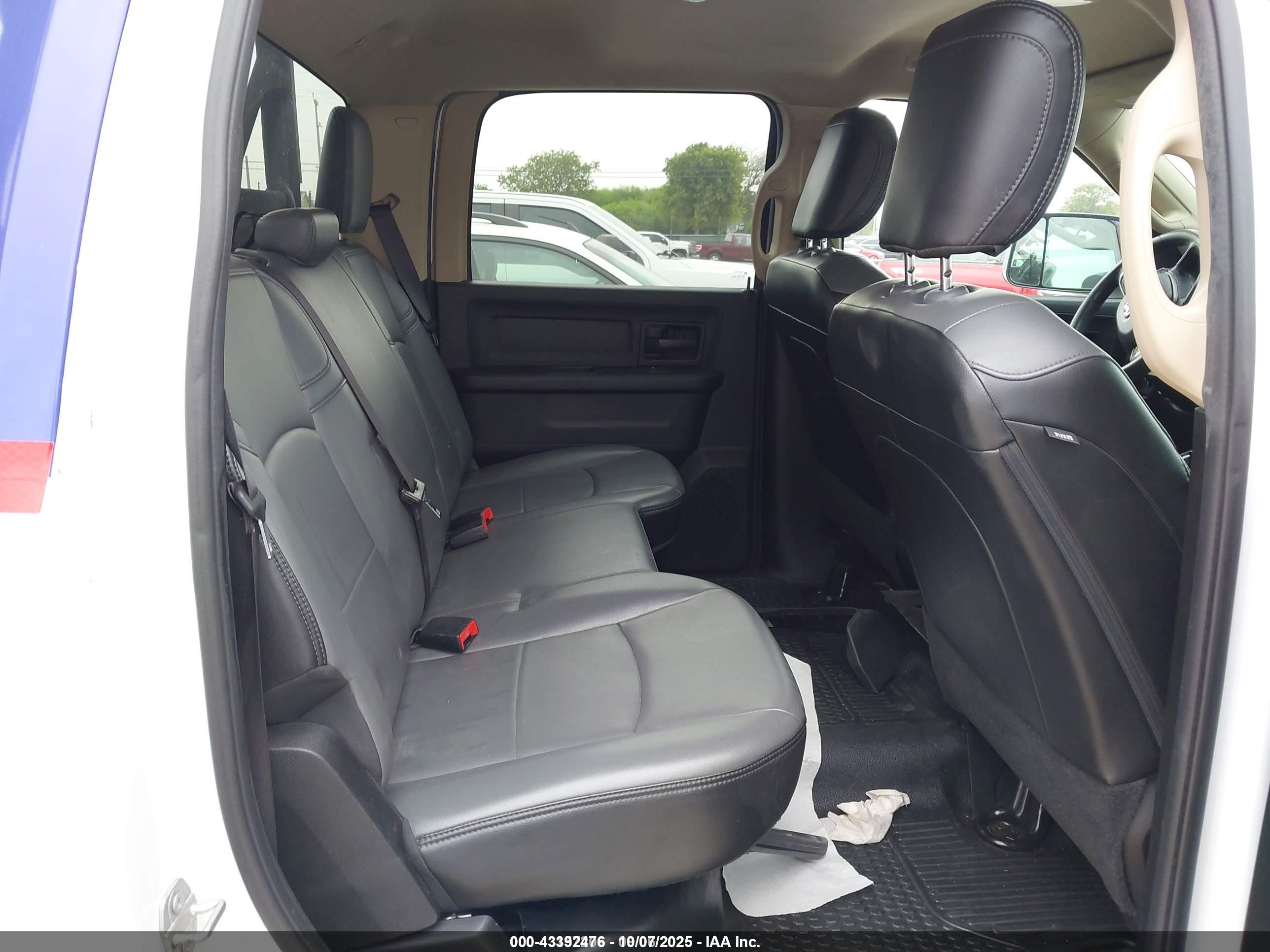 RAM 2500 image 8