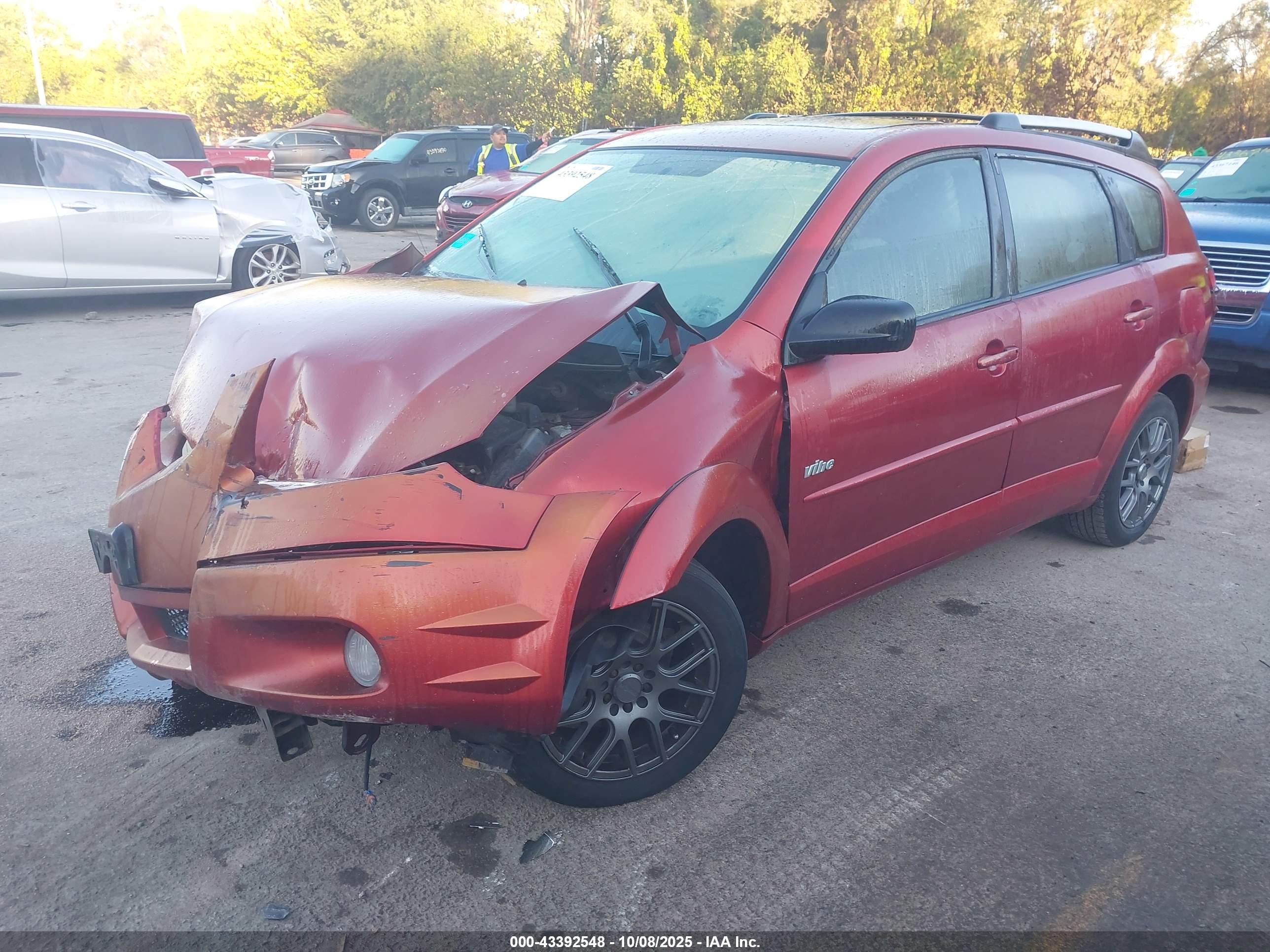 PONTIAC VIBE image 2