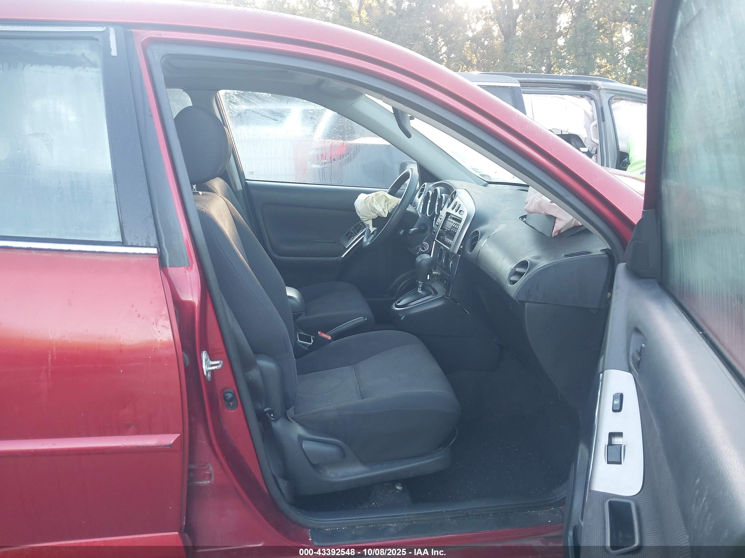 PONTIAC VIBE image 5