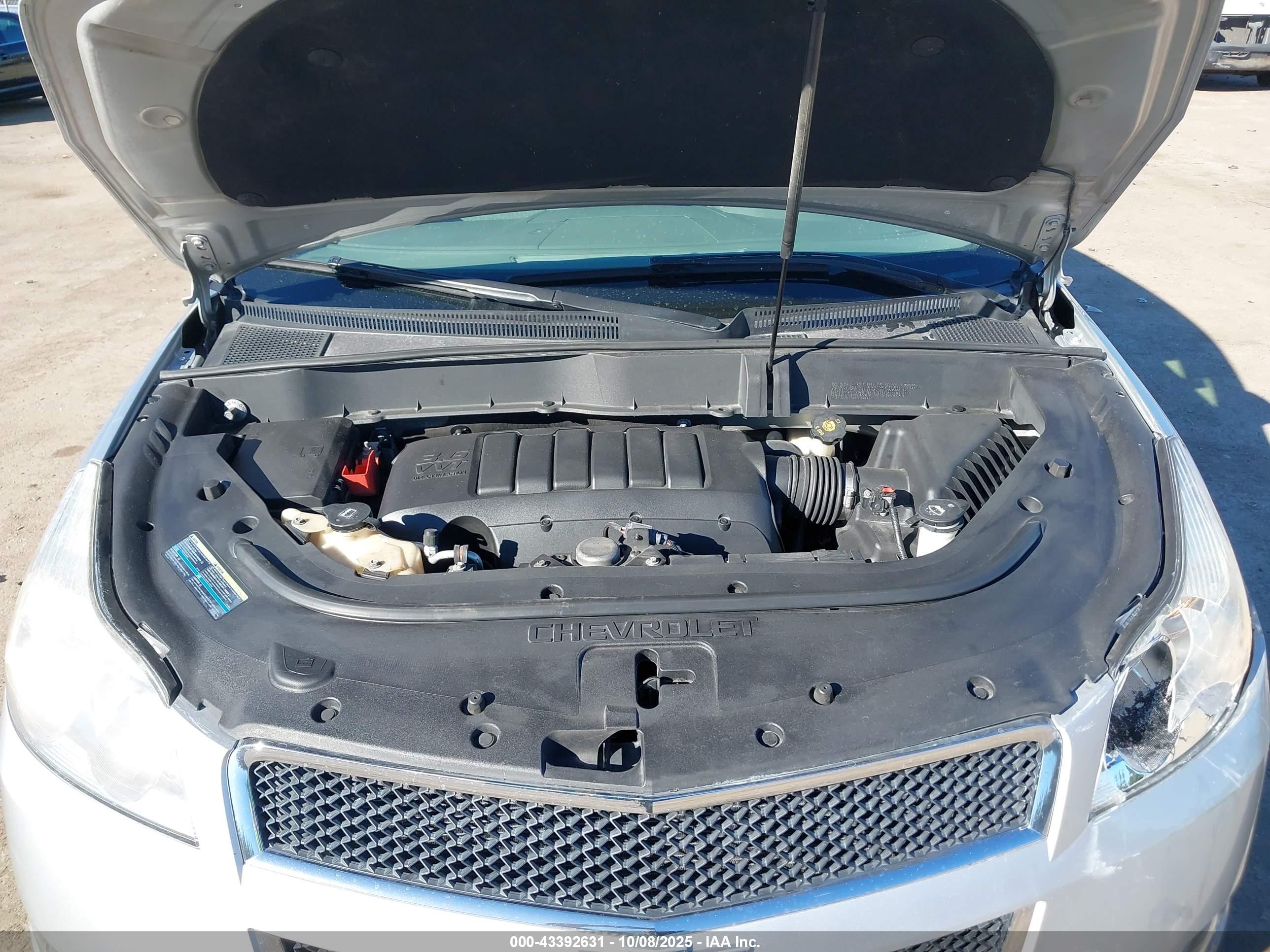 CHEVROLET TRAVERSE image 10