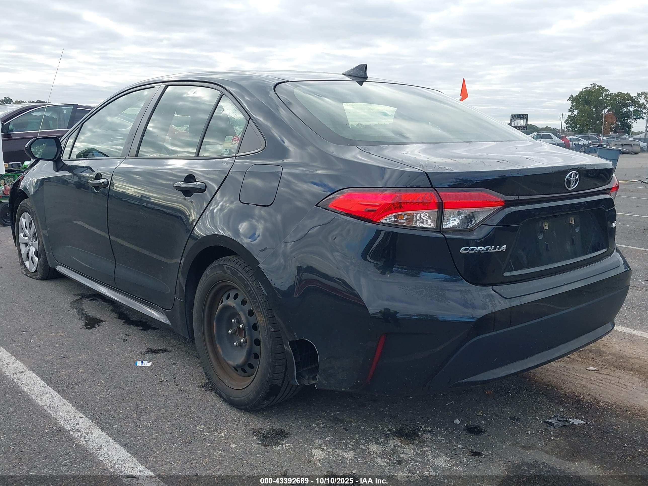 TOYOTA COROLLA image 3