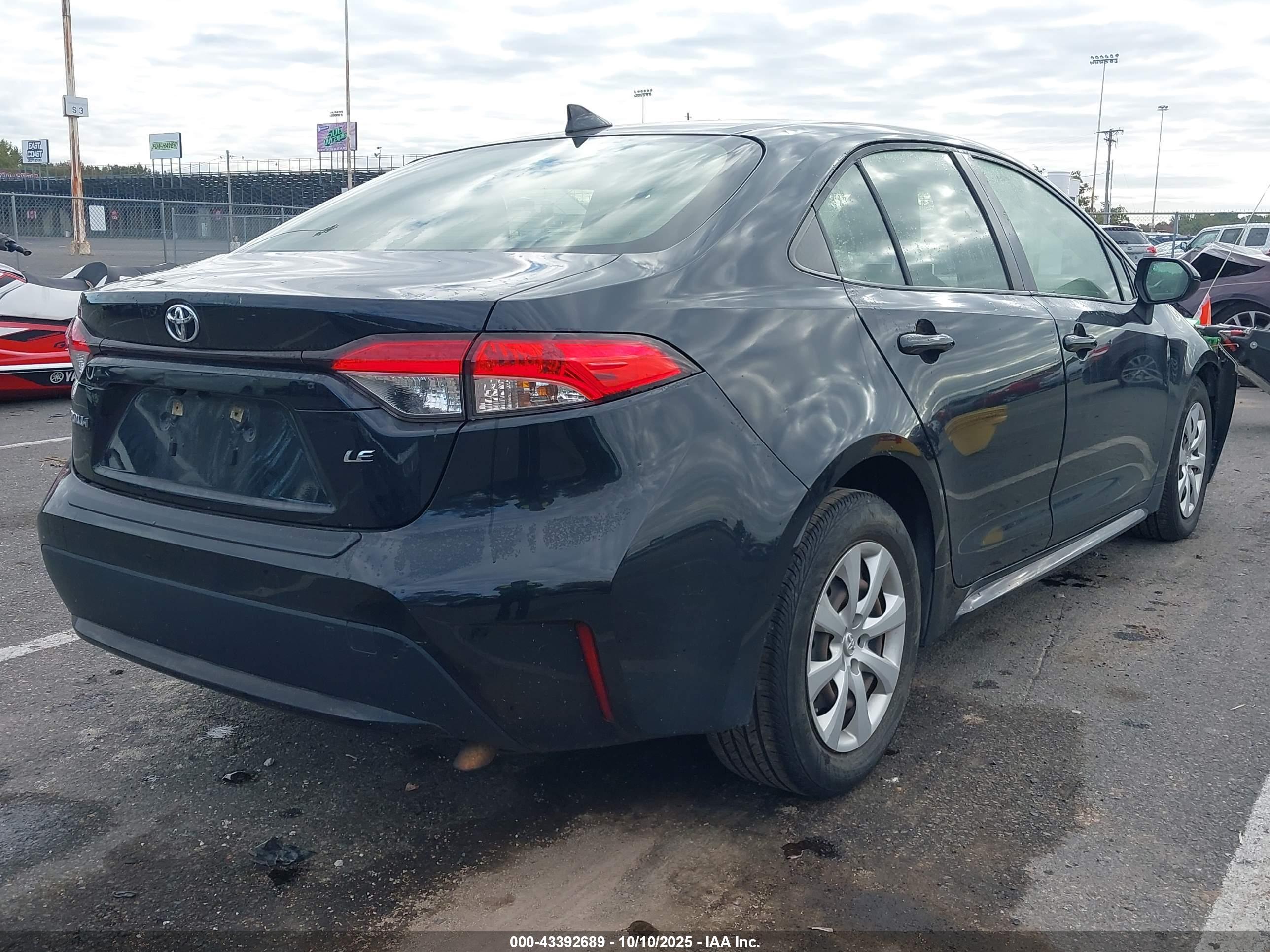TOYOTA COROLLA image 4