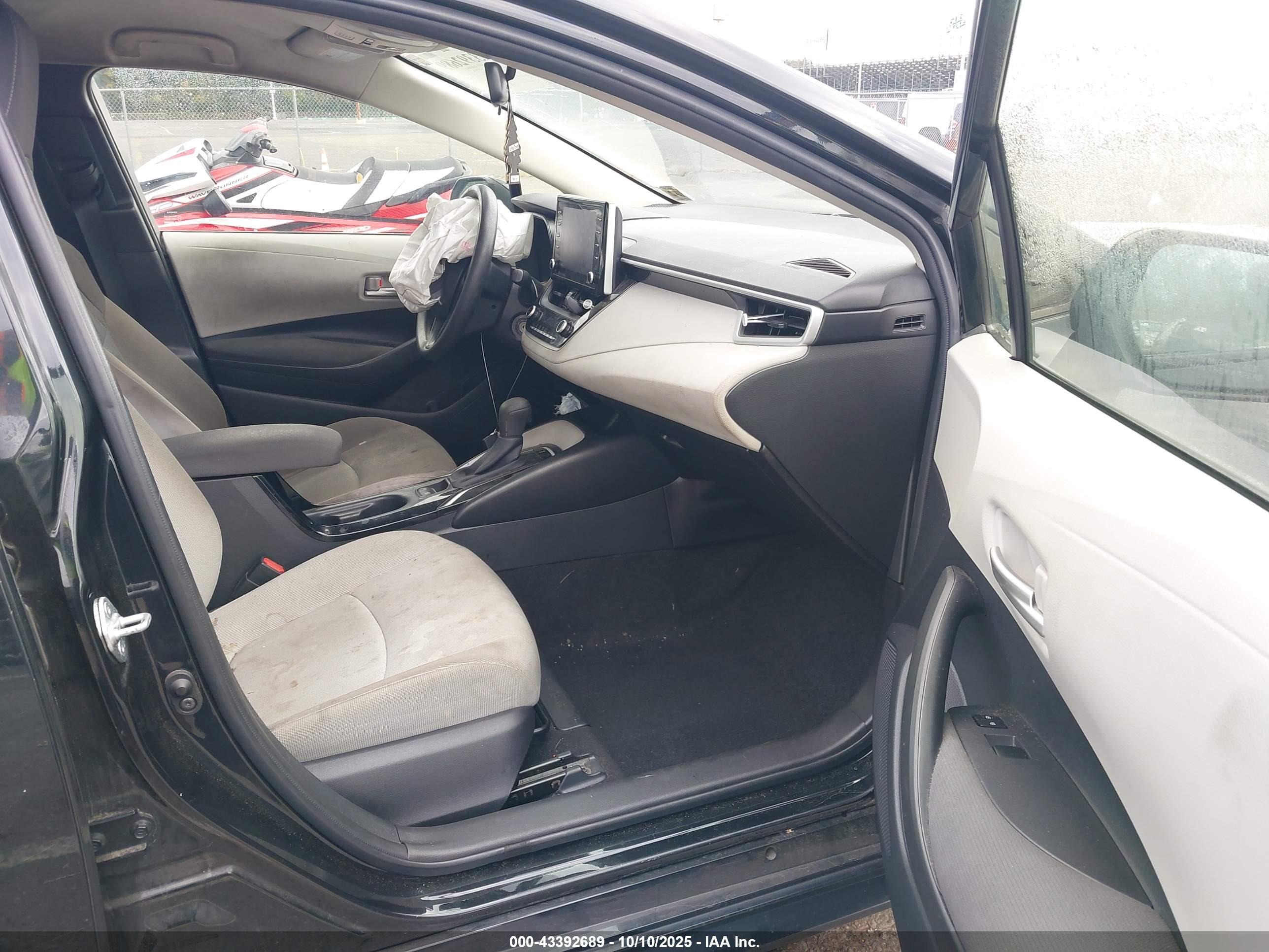 TOYOTA COROLLA image 5