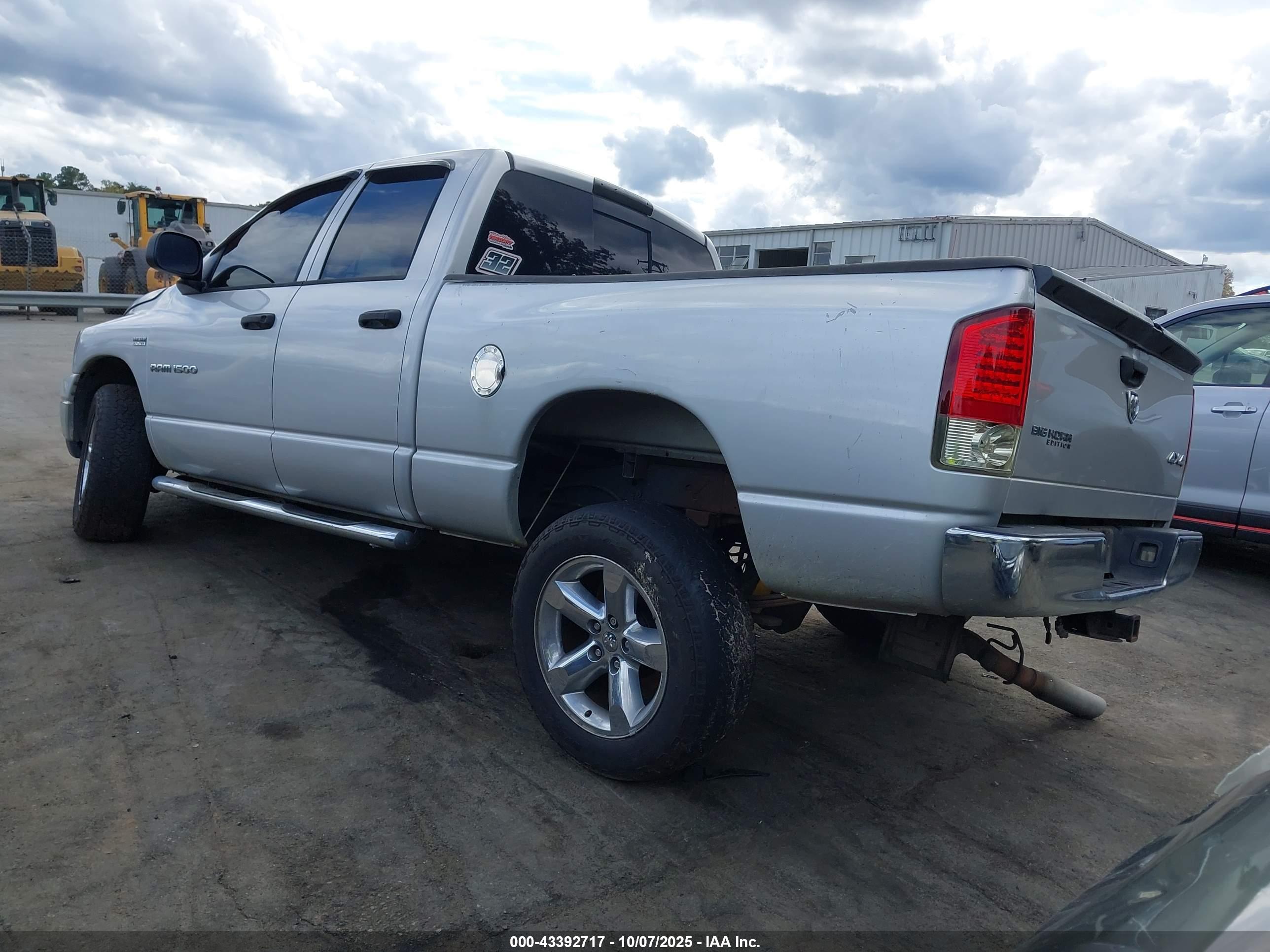 DODGE RAM image 3