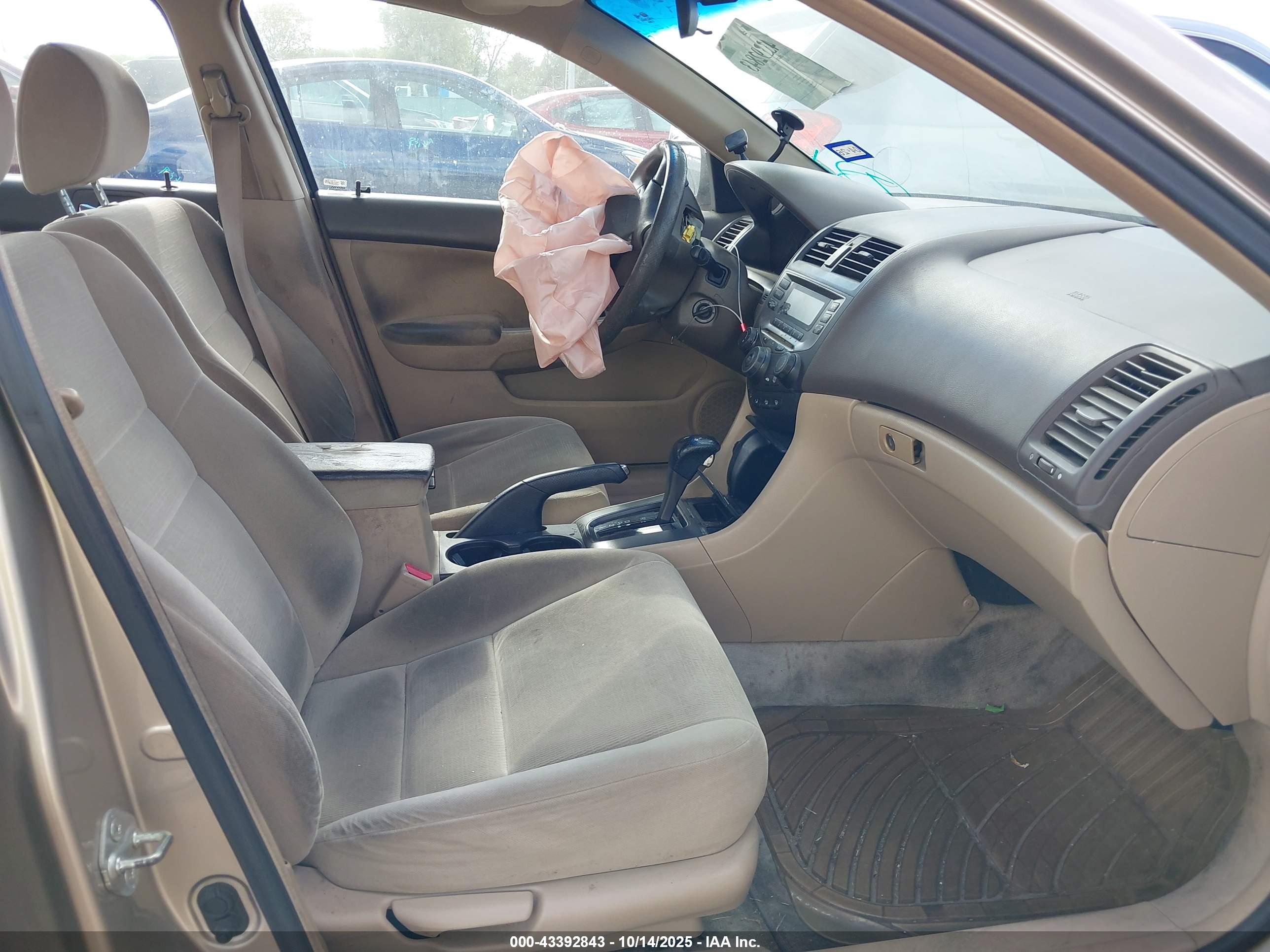 HONDA ACCORD image 5