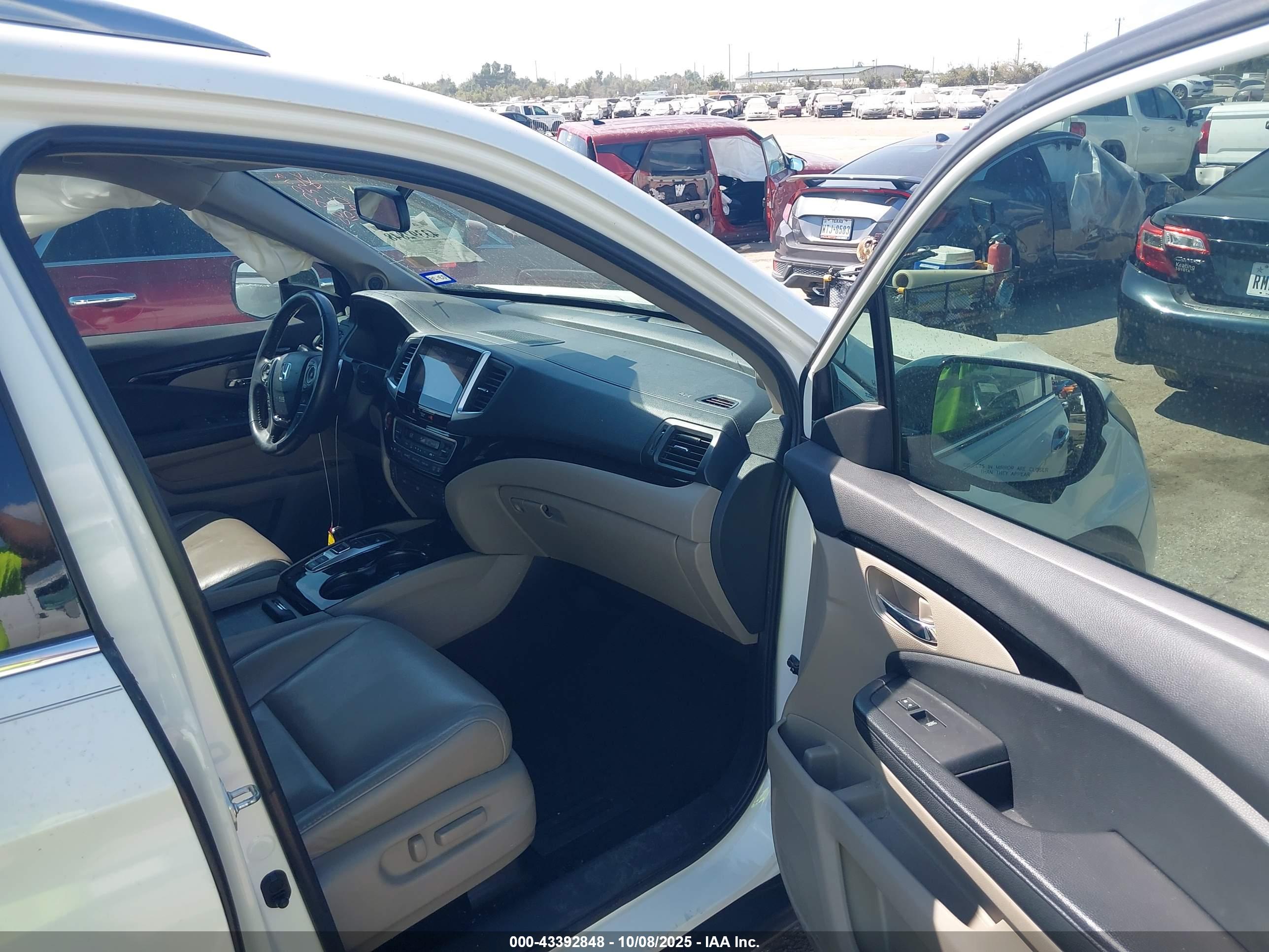 HONDA PILOT image 5