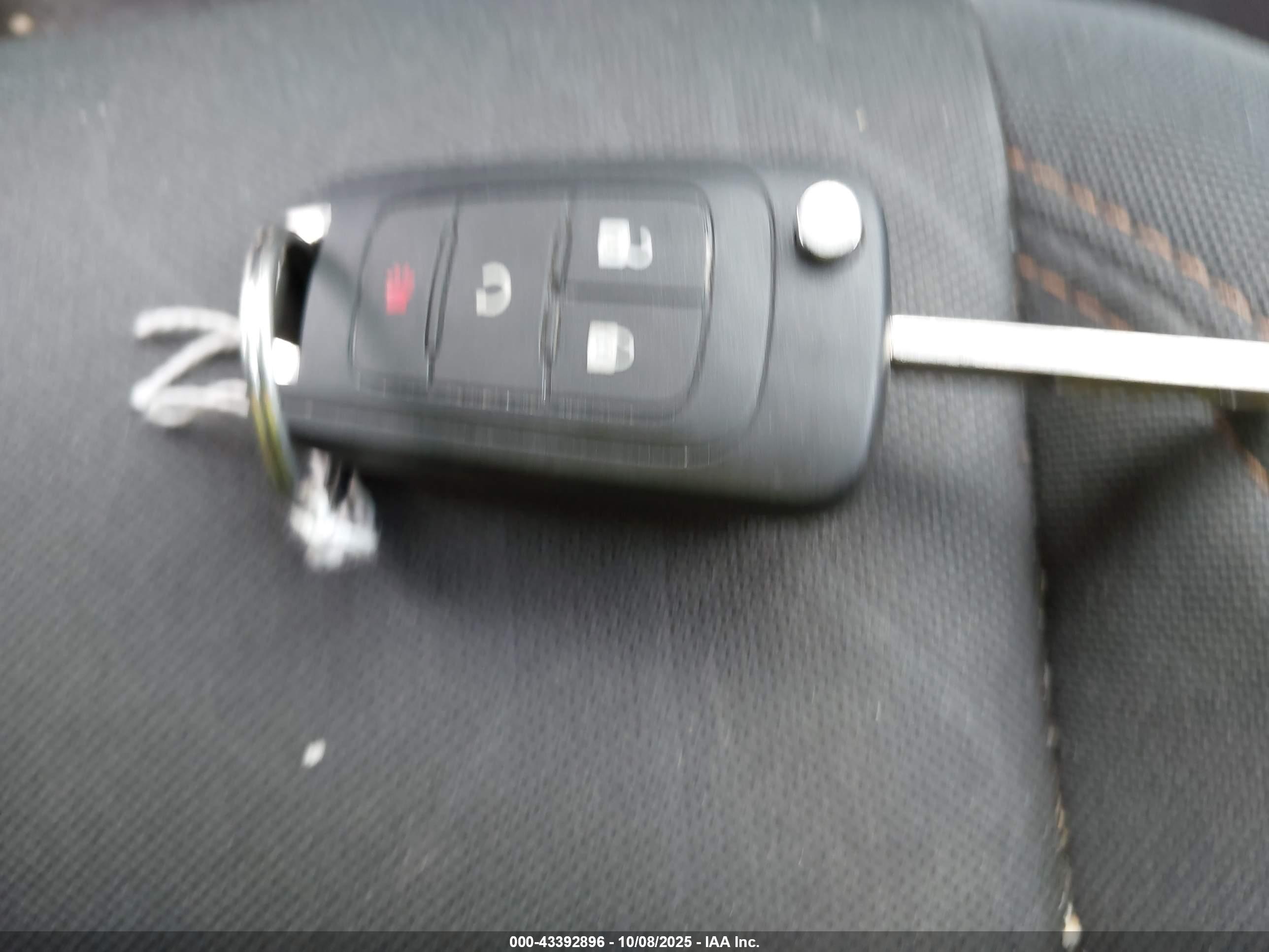 CHEVROLET TRAX image 11