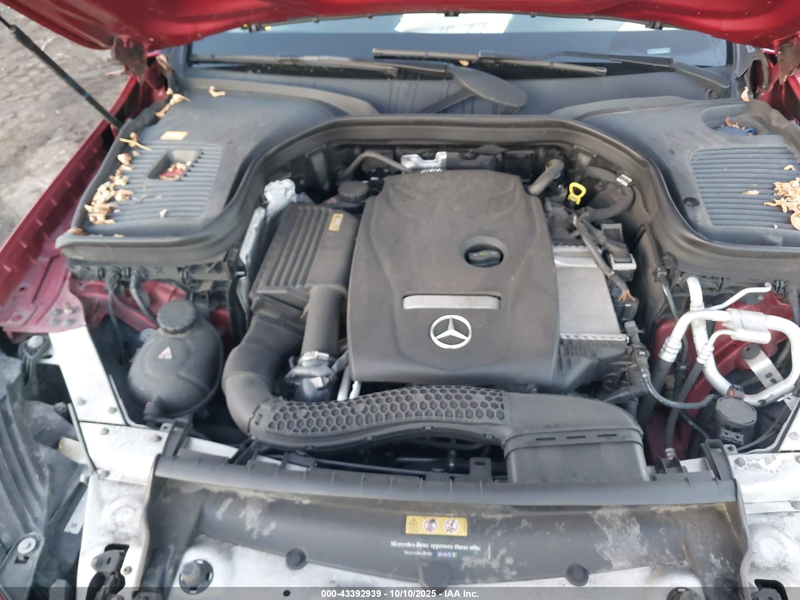 MERCEDES-BENZ GLC image 10