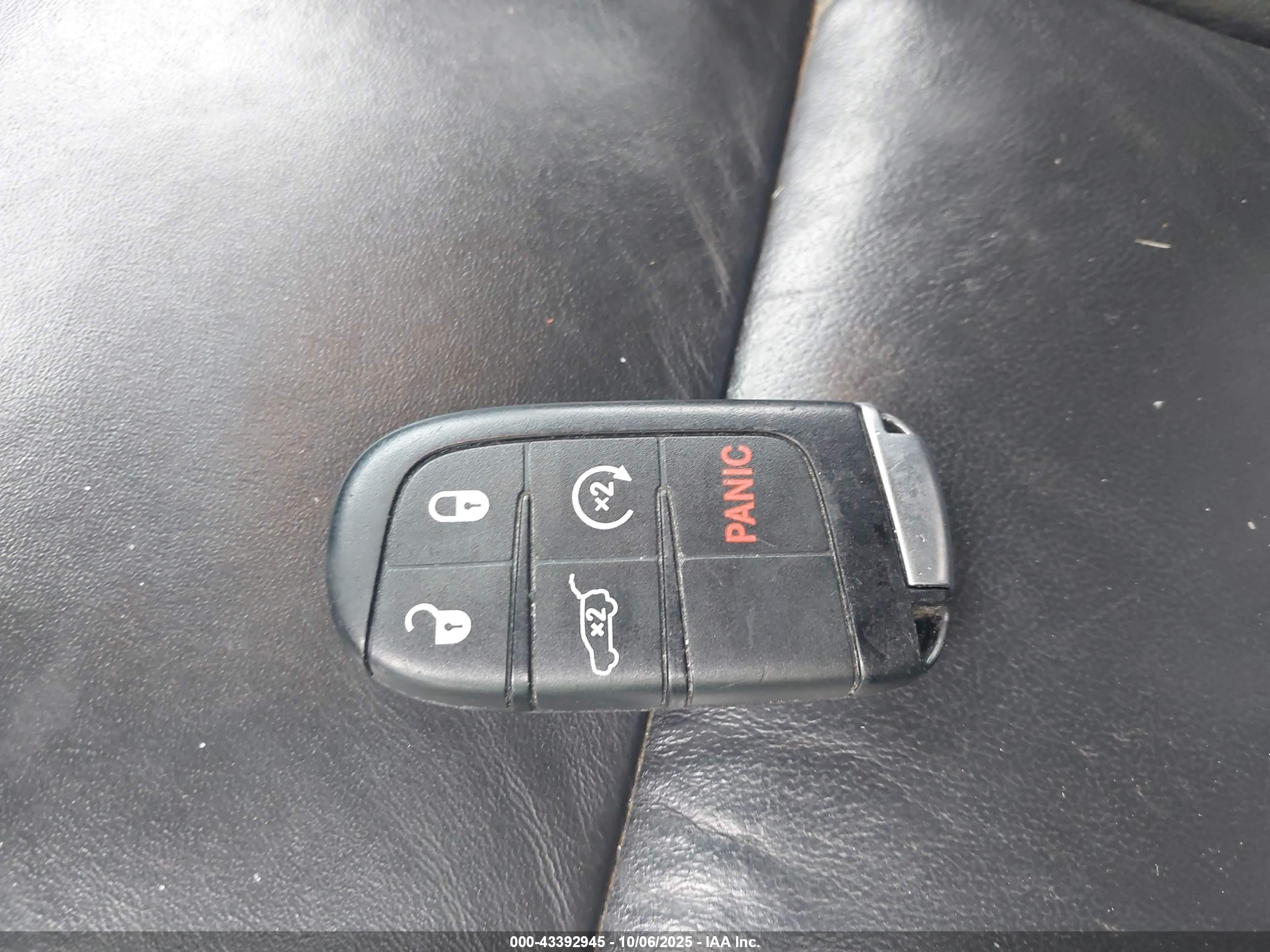 JEEP GRAND image 11