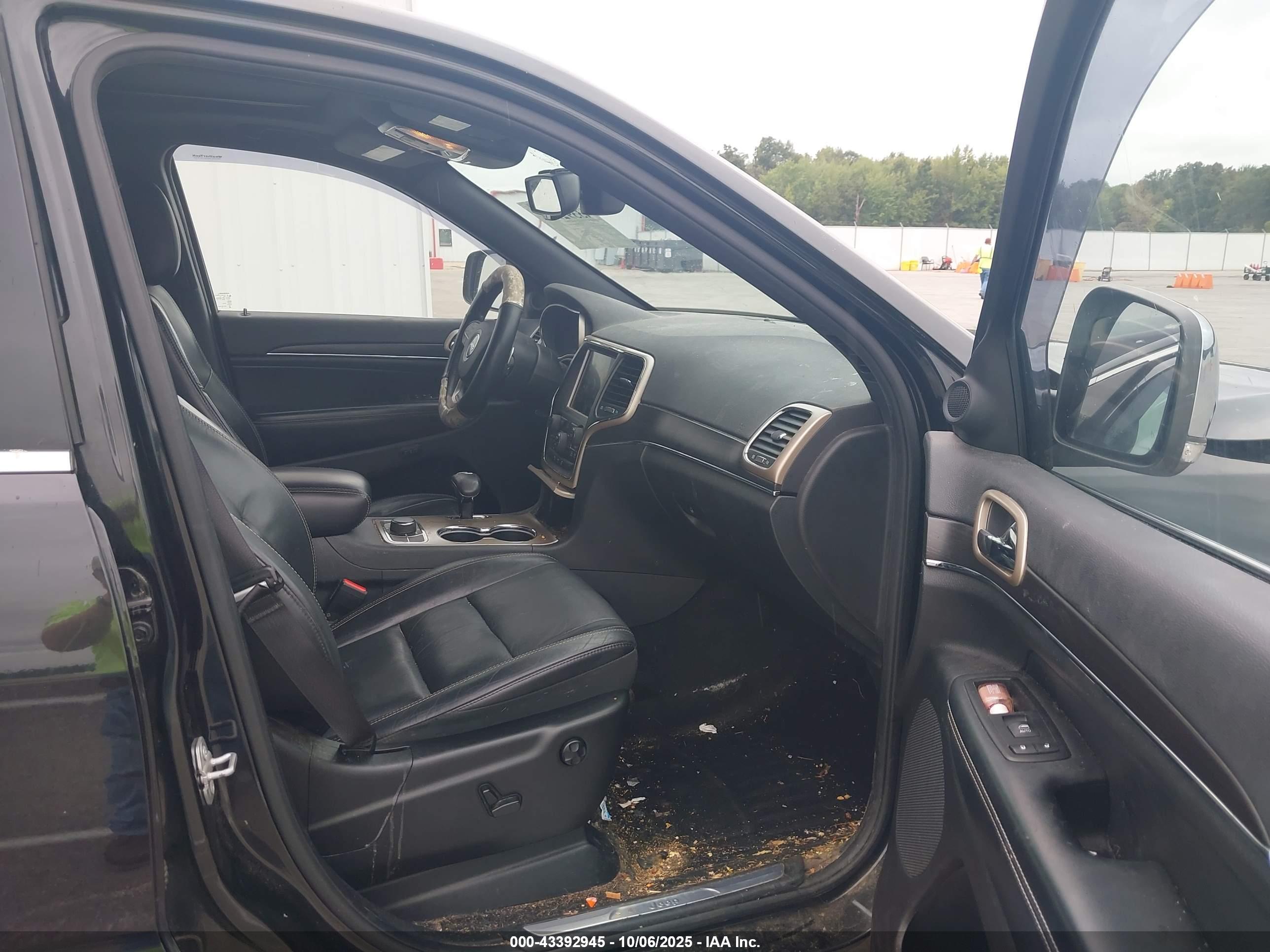 JEEP GRAND image 5