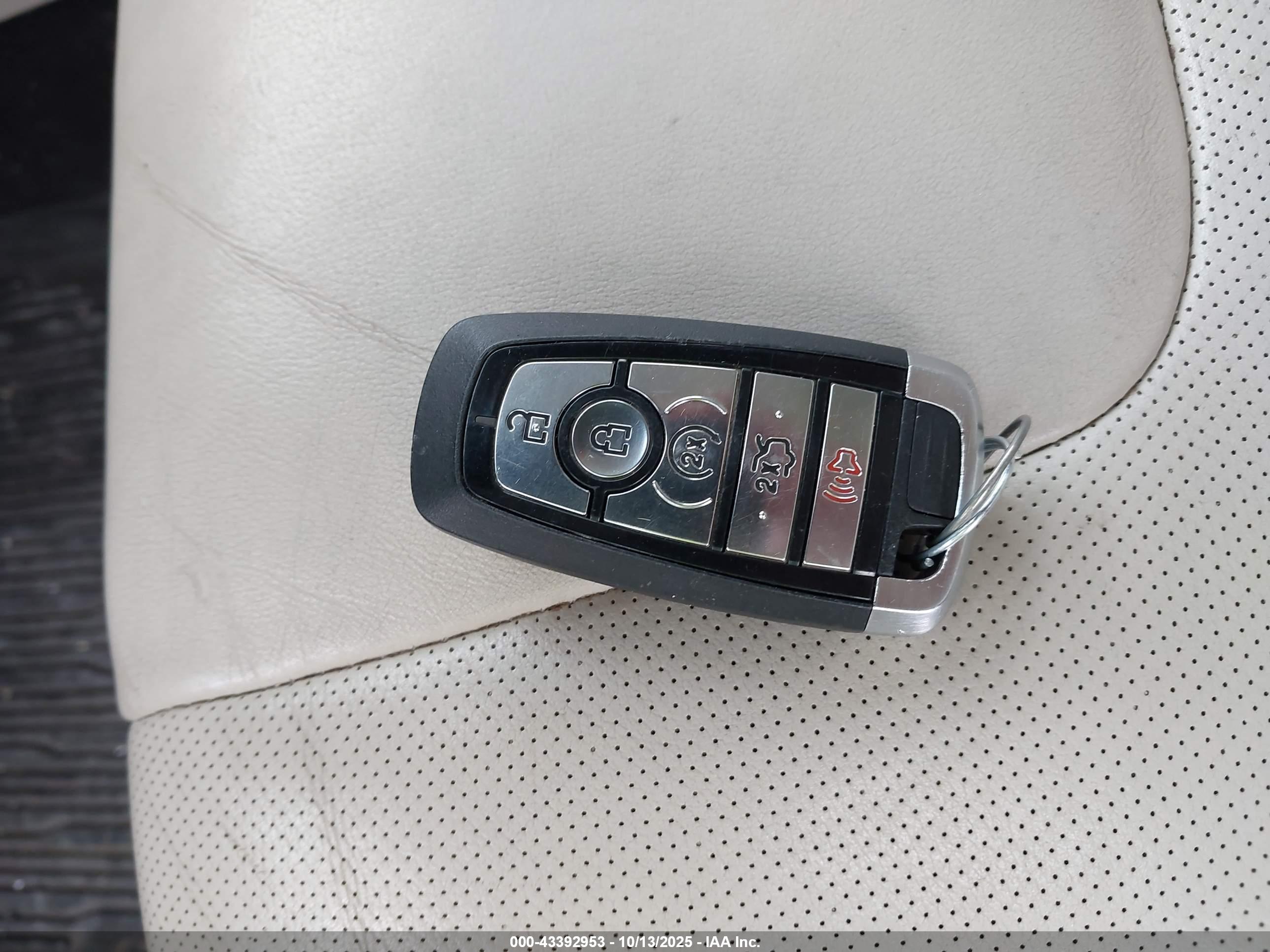 FORD EDGE image 11