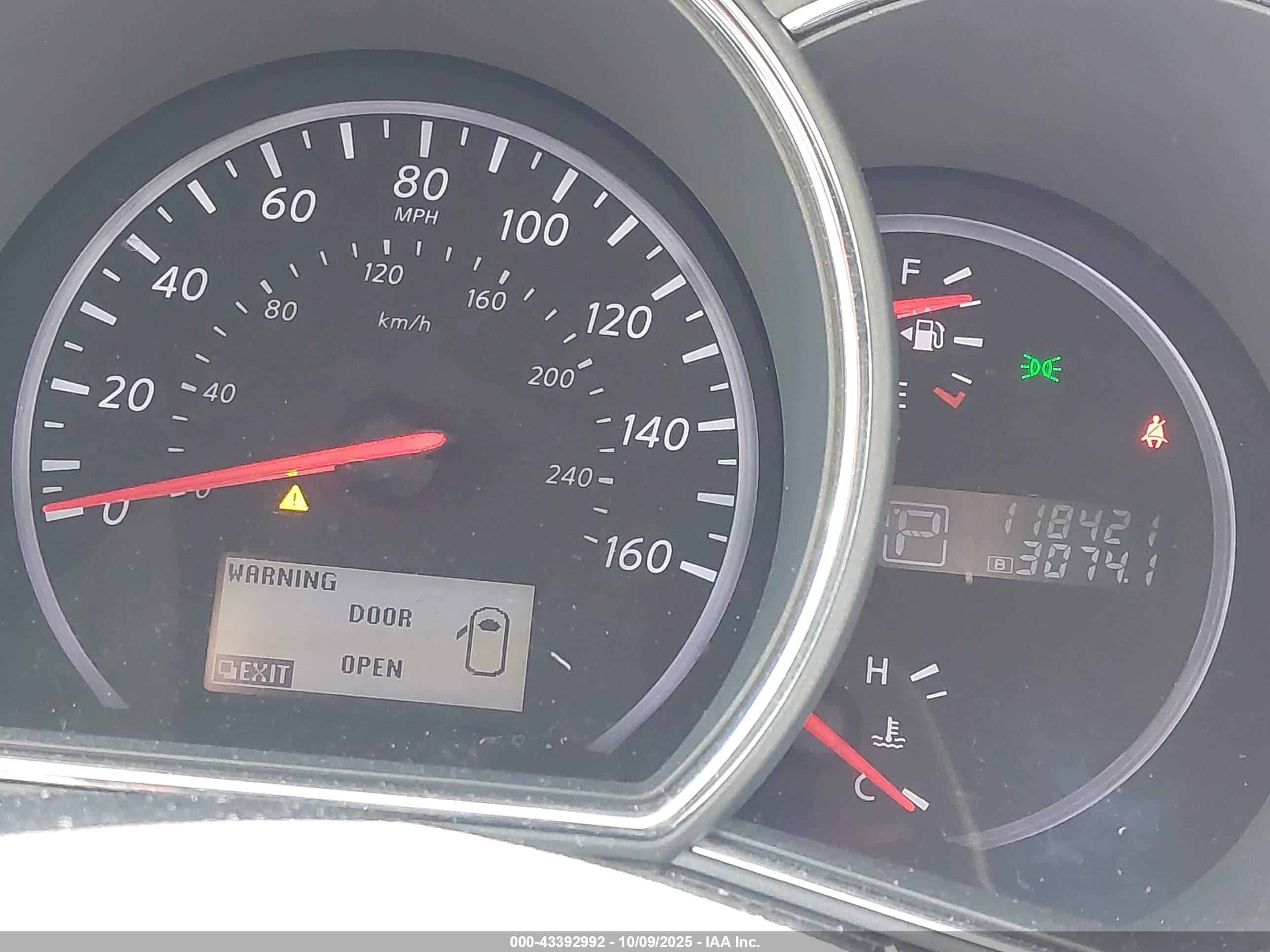 NISSAN MURANO image 7
