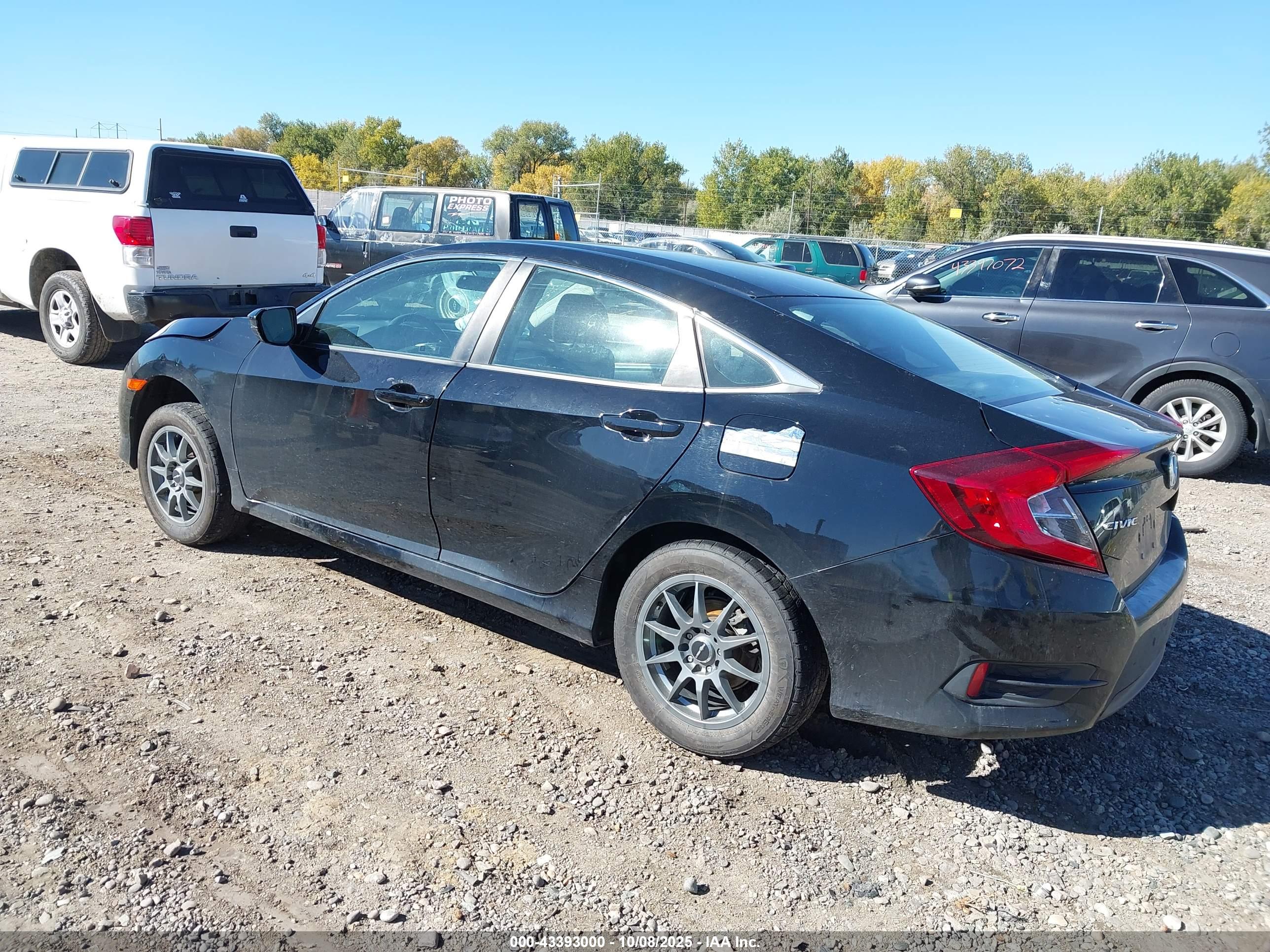 HONDA CIVIC image 3