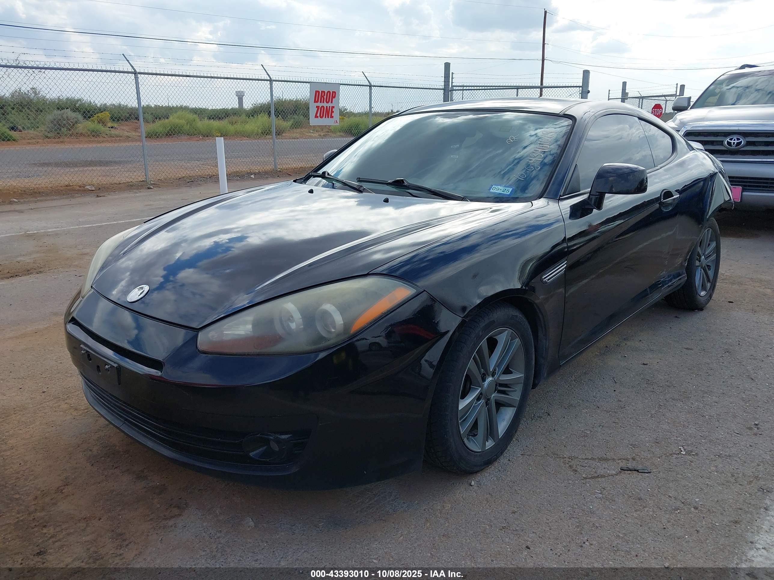 HYUNDAI TIBURON image 2