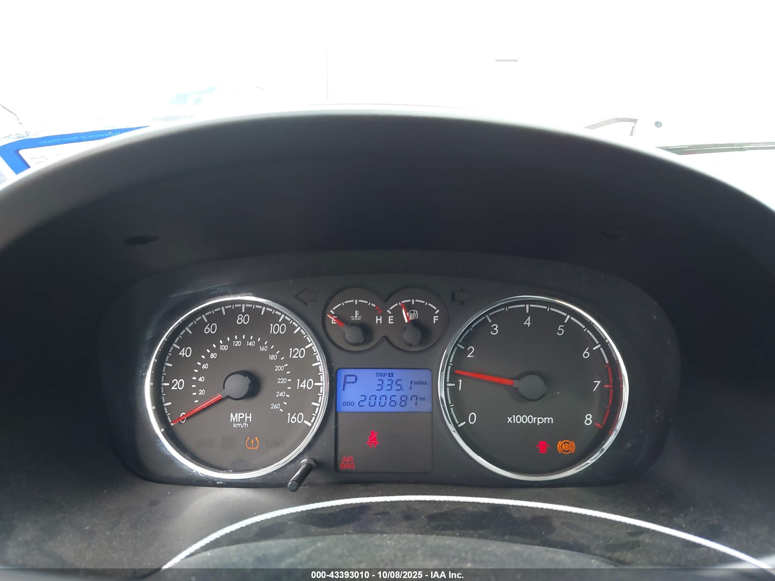 HYUNDAI TIBURON image 7