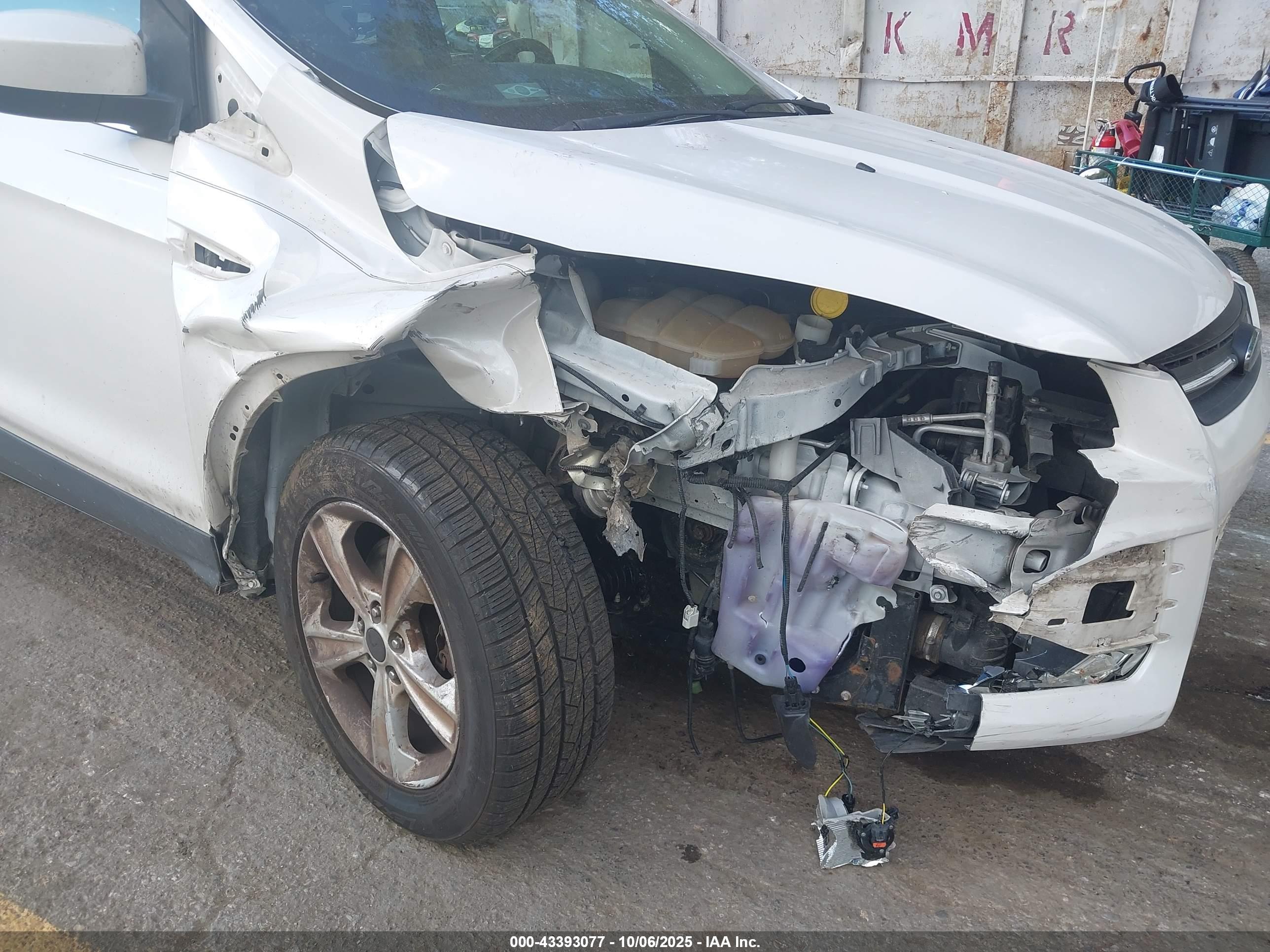 FORD ESCAPE image 6