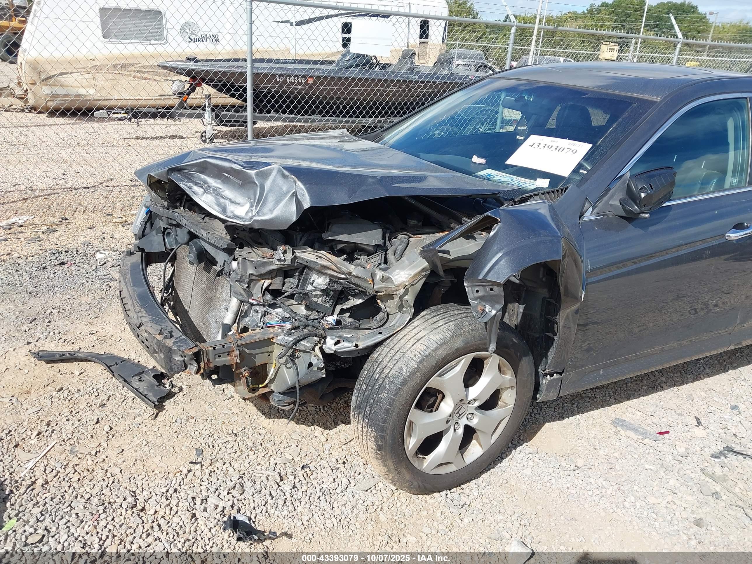 HONDA CROSSTOUR image 6