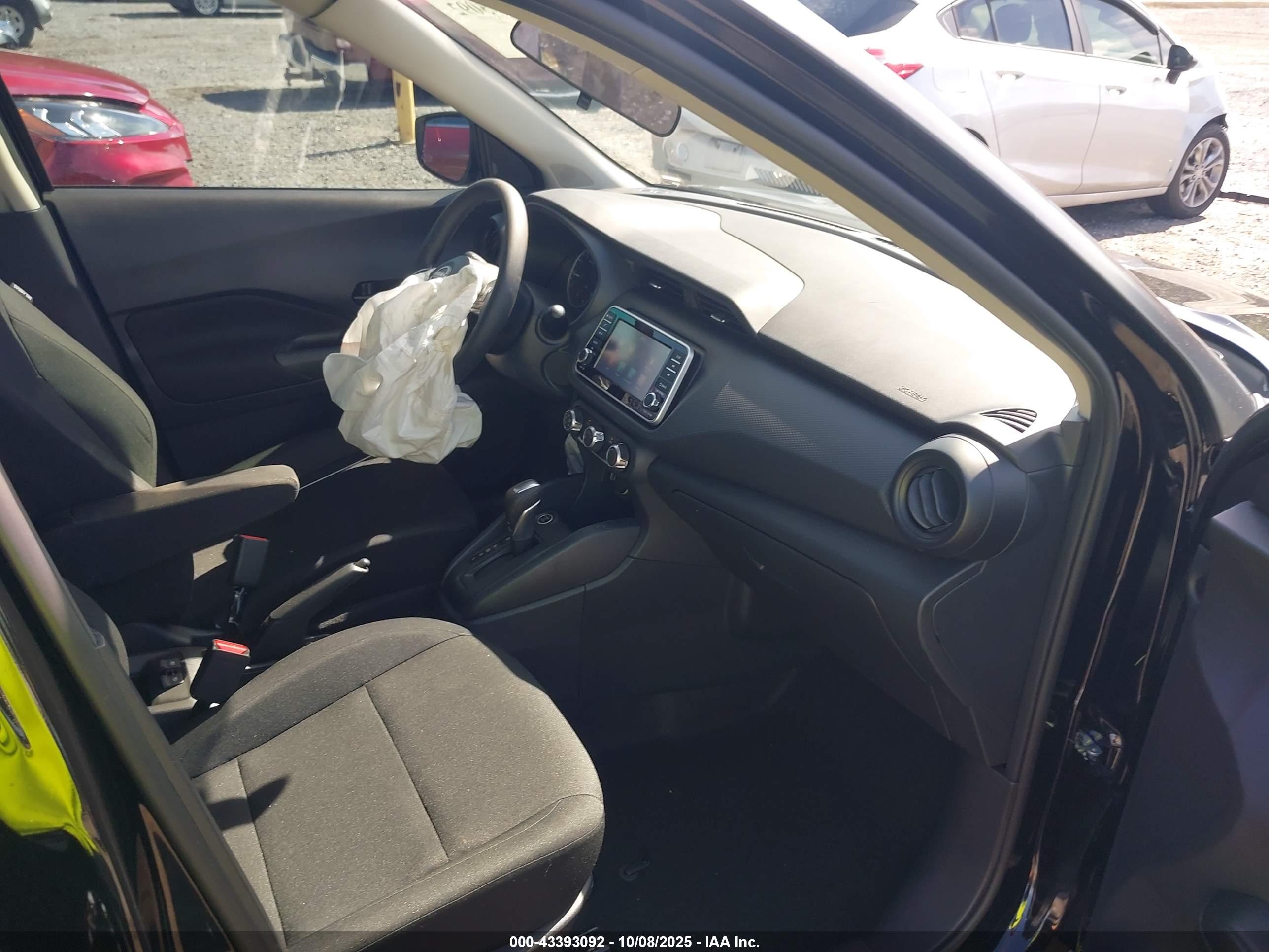 NISSAN KICKS image 5