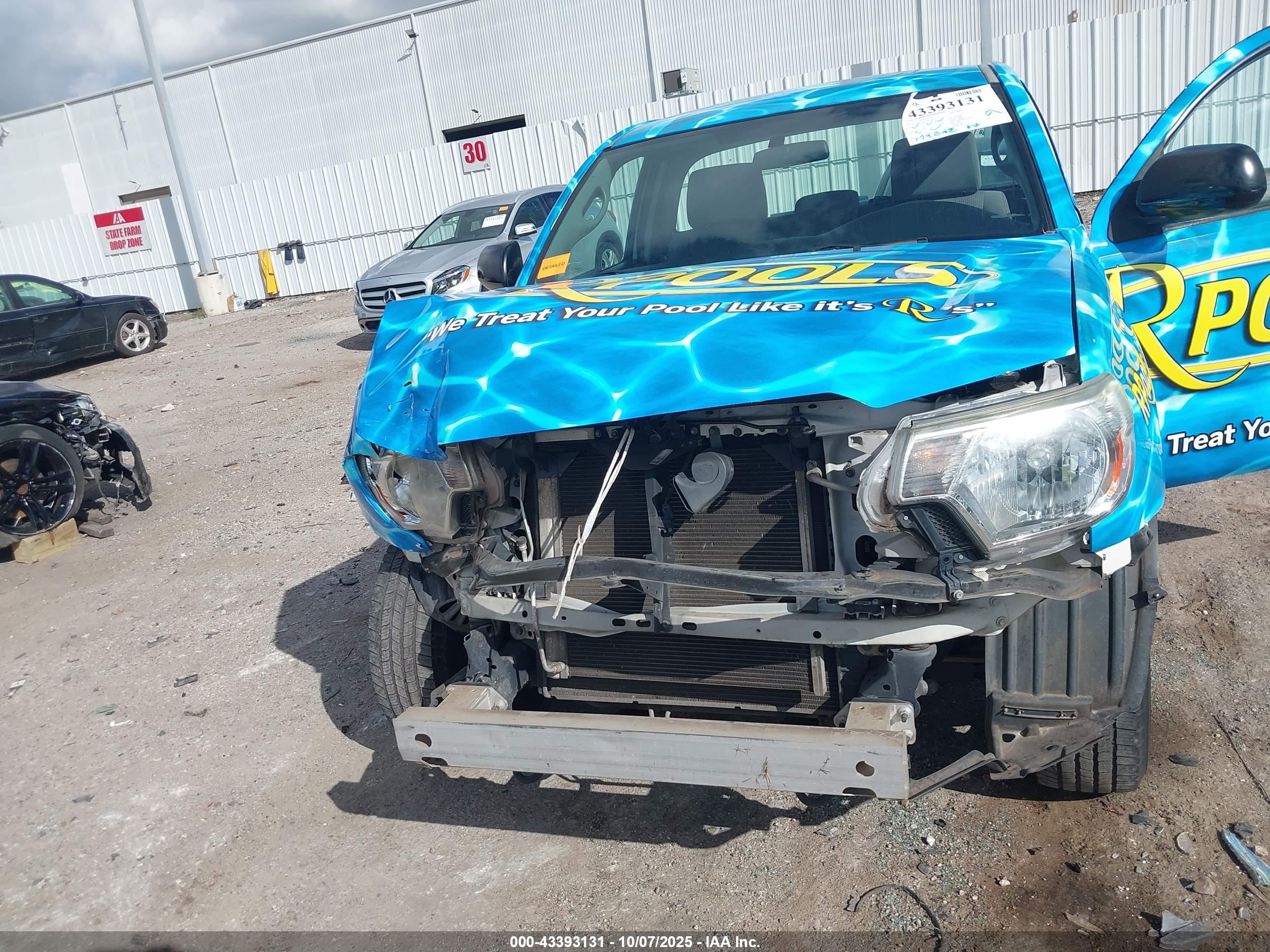 TOYOTA TACOMA image 6