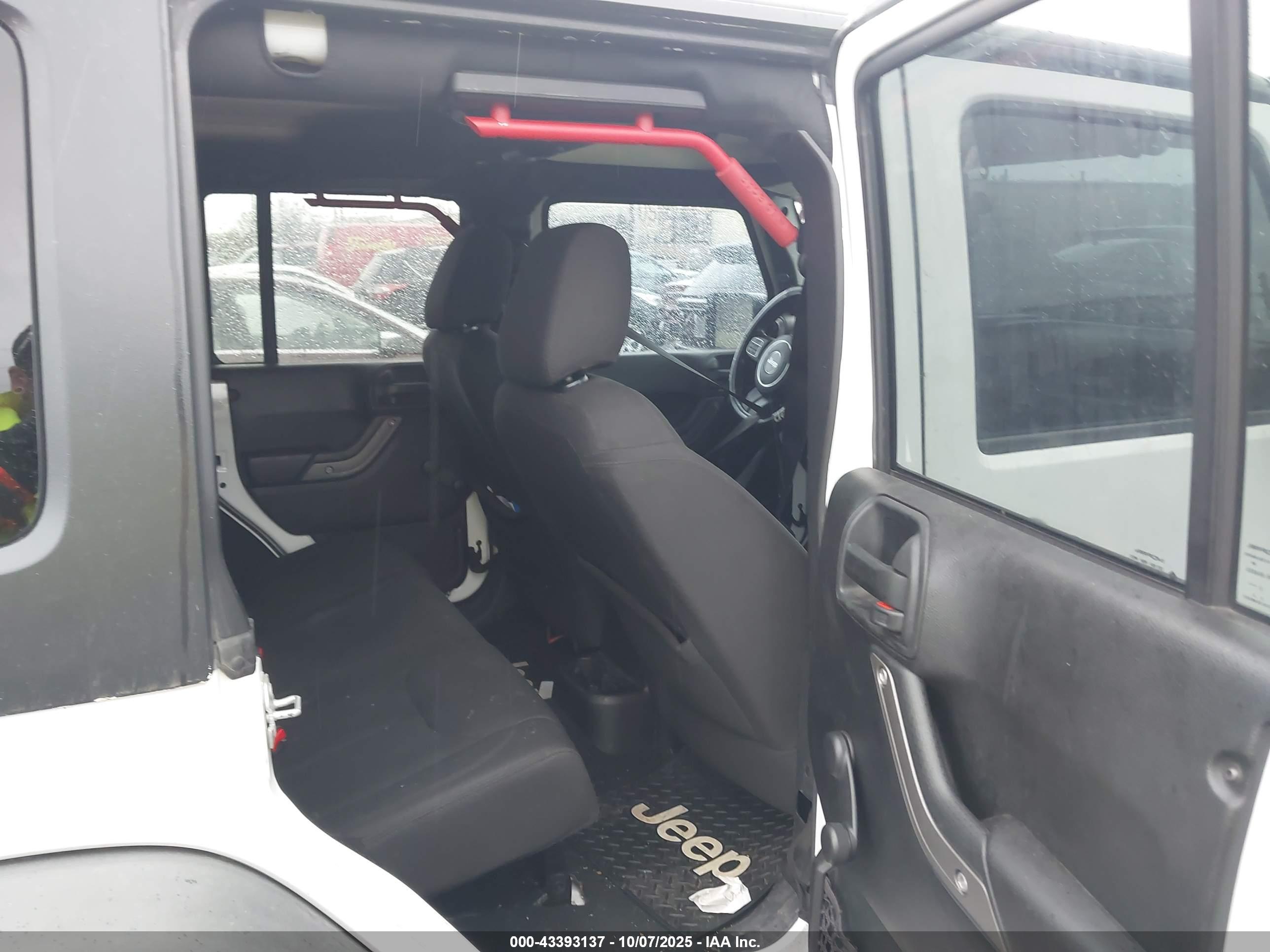 JEEP WRANGLER image 8