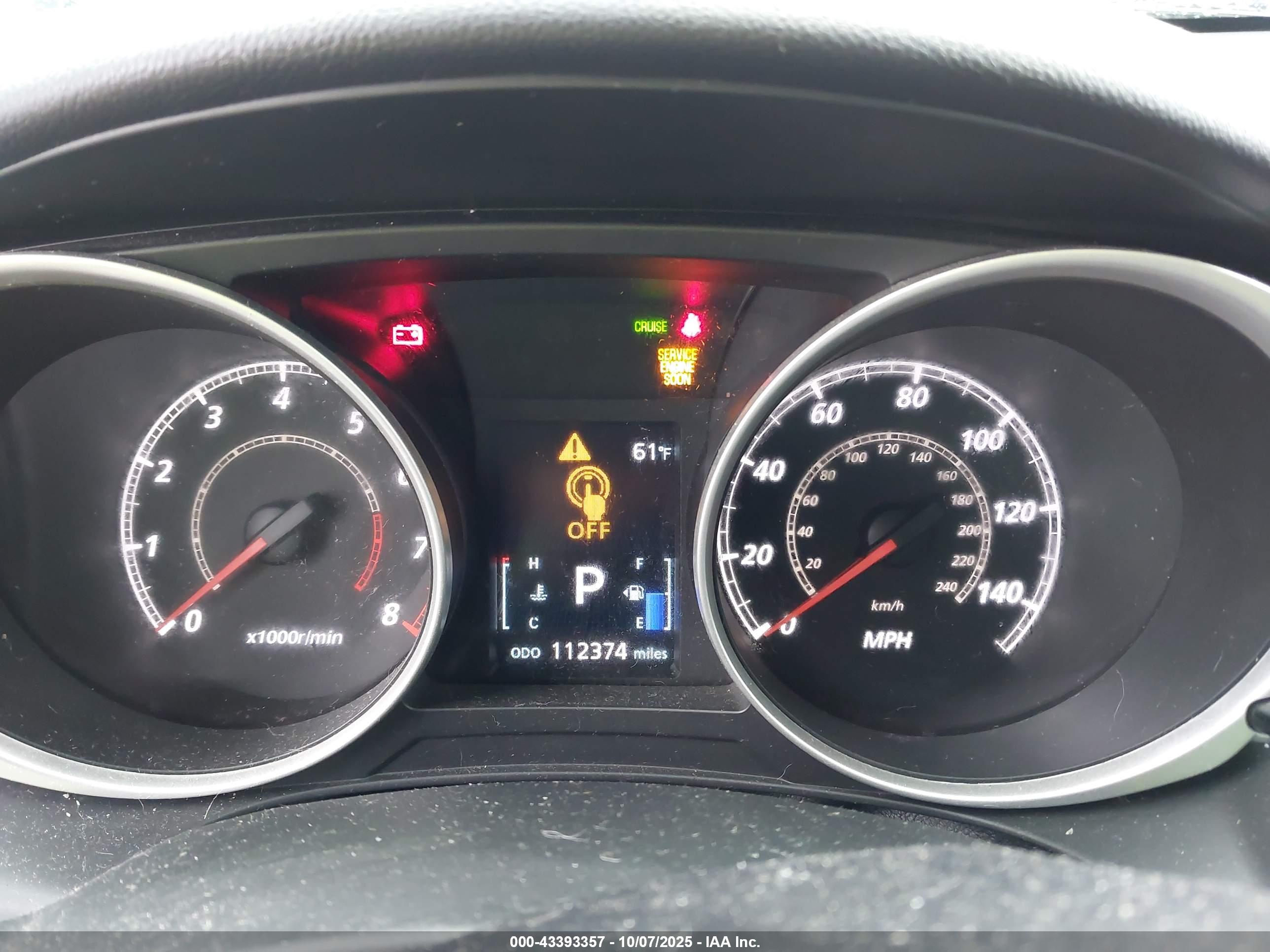 MITSUBISHI OUTLANDER image 7
