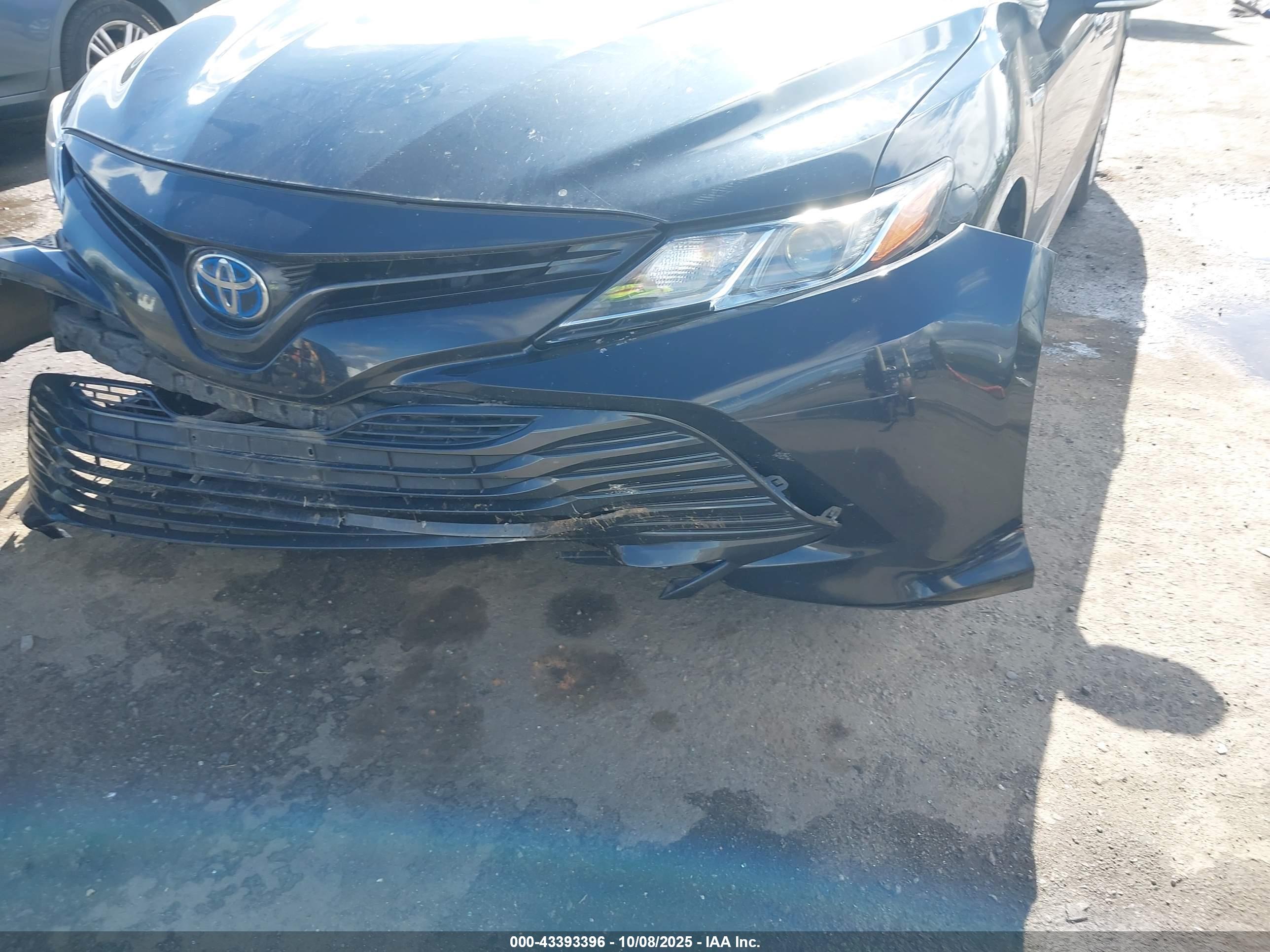 TOYOTA CAMRY image 6