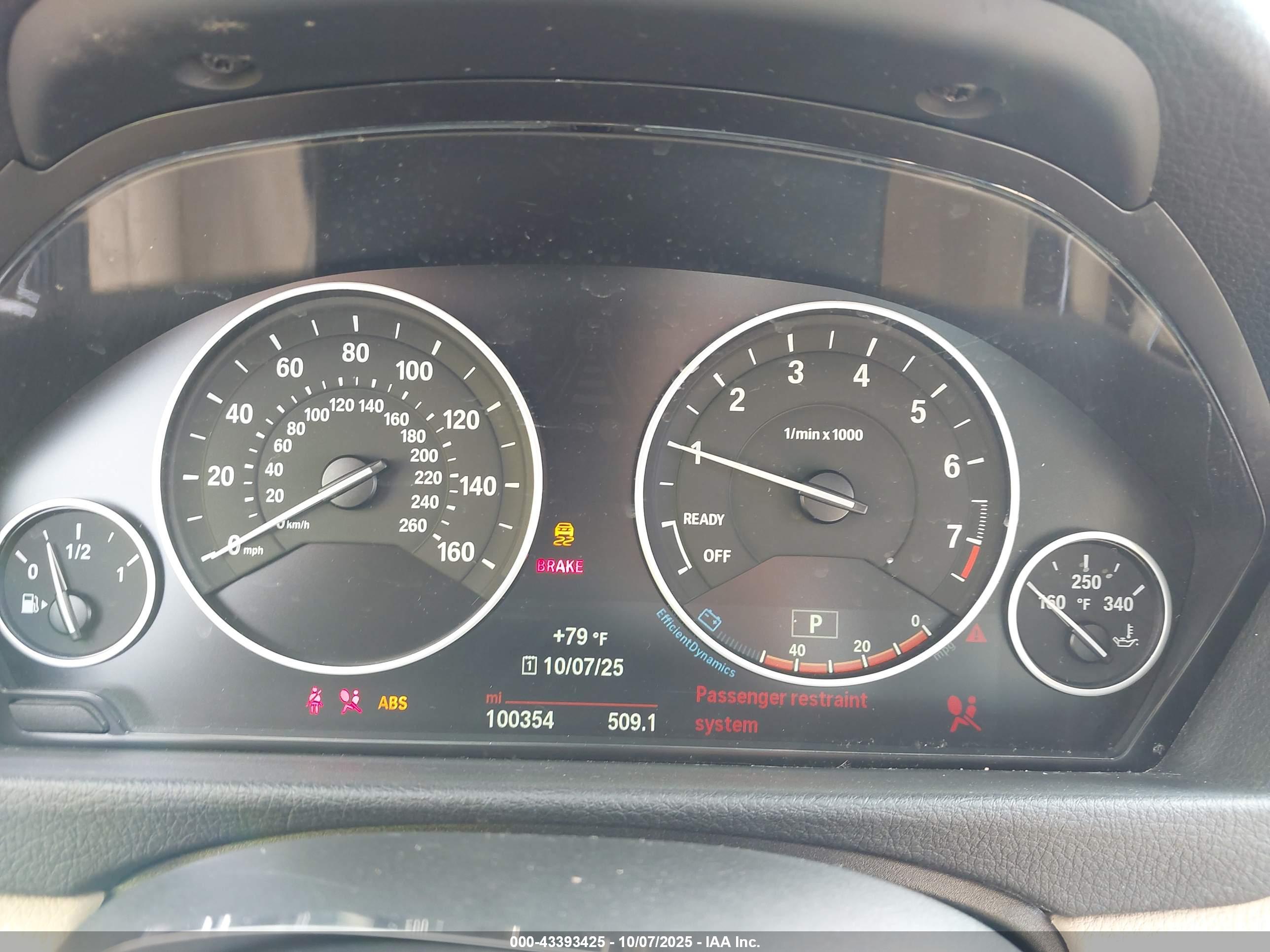 BMW 335I image 7